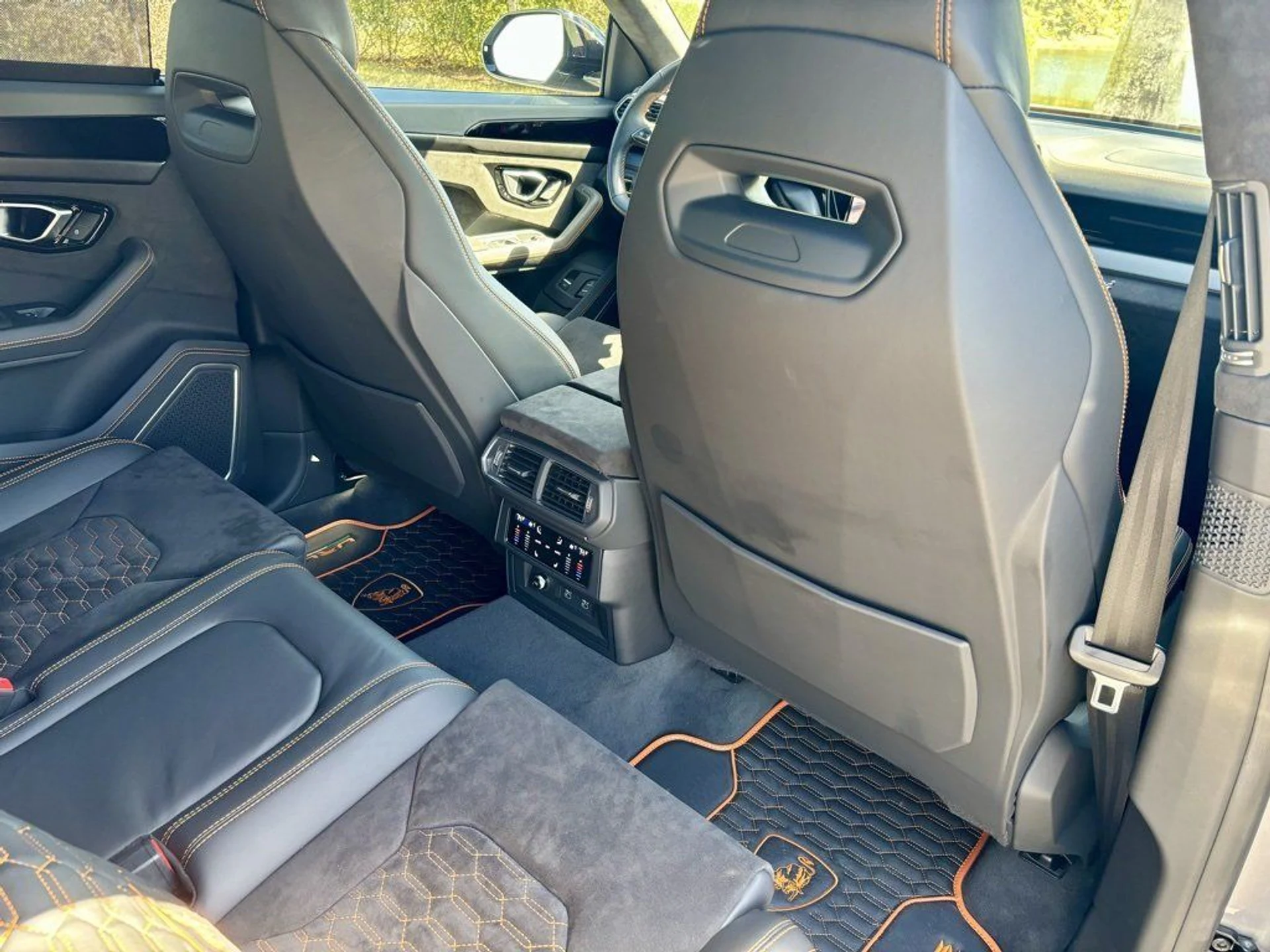 mph027_510023147_1efa2196f344ec22cc491a2ffeb5c6f1_606bd816a1