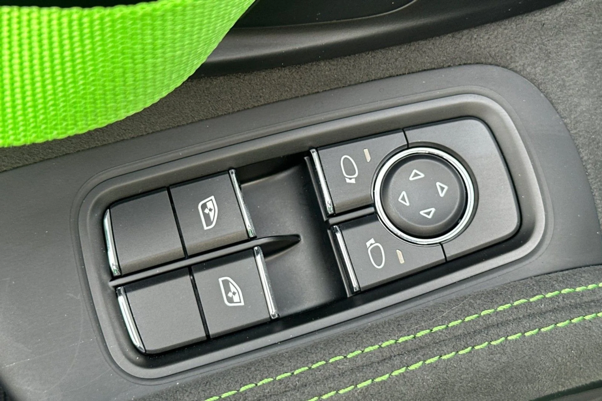 mph027_511510014_c4d678ad1c8ed637543021365cf4d0be_884e8a3990