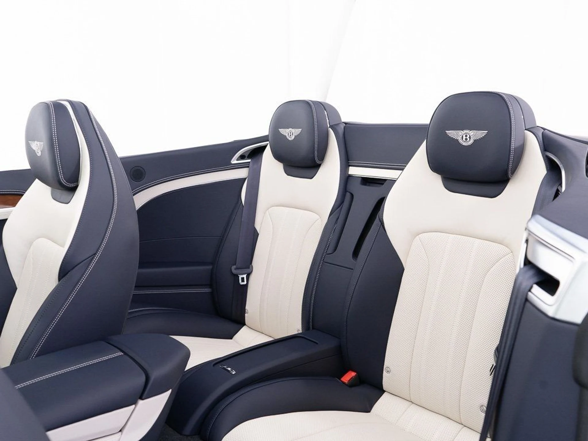 mph027_516394344_0054741f540cc1729fbde657696794f8_aa1307cd2b