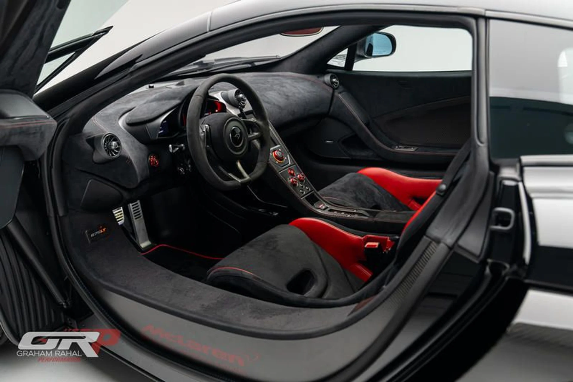 mph027_518870656_811_E288_F_6_CFA_441_A_BC_69_3_A09_BAB_43668_4aaf4caf09