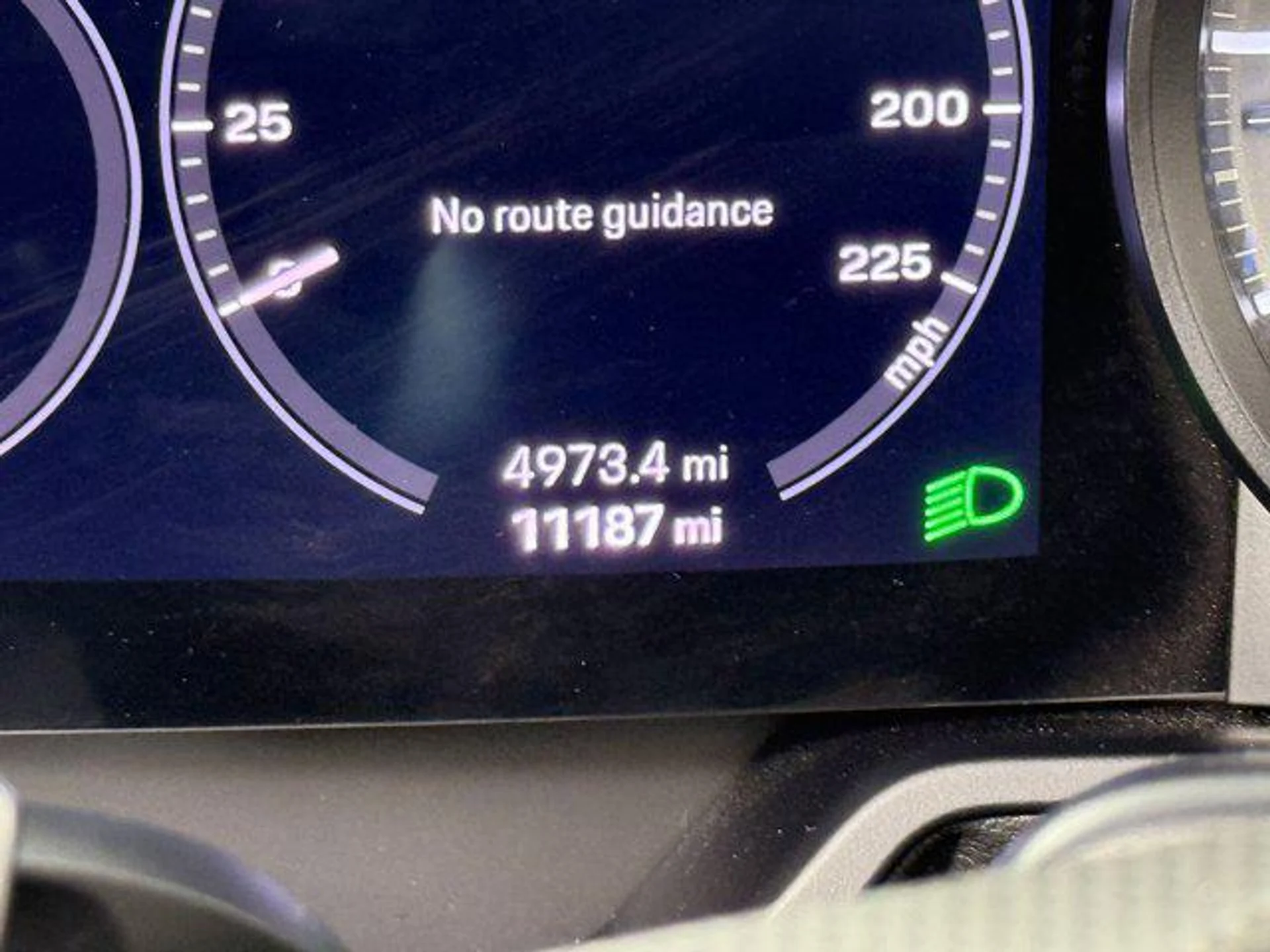 mph027_520448202_m6tr4g_SE_Xj6_Qd_Uyn_EZMQ_3_Hj_W57_M_4f4c19df3a