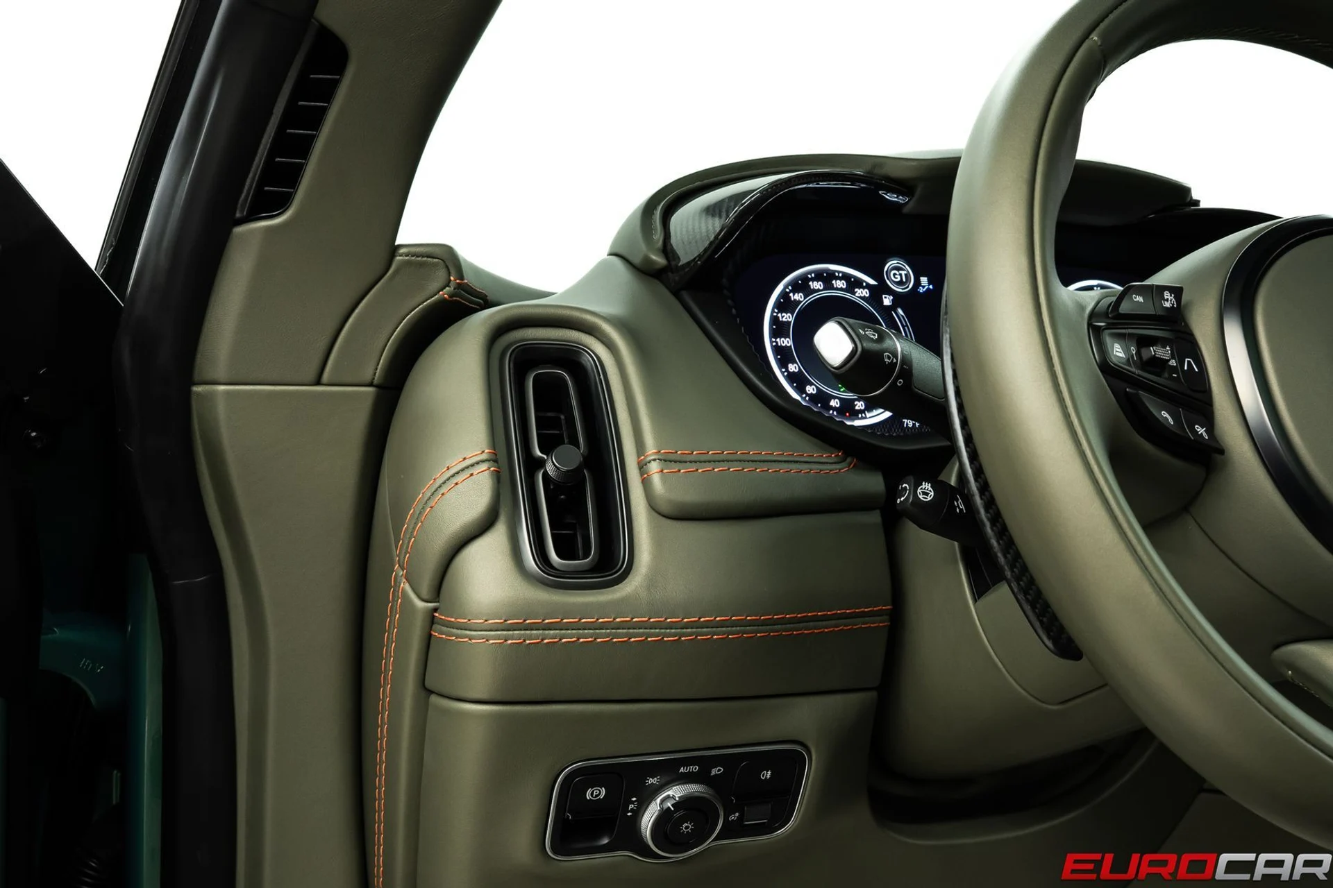 mph027_5276169_e4f4a472_2317_4b90_99c6_9d76afb7cc4b_266070c15f