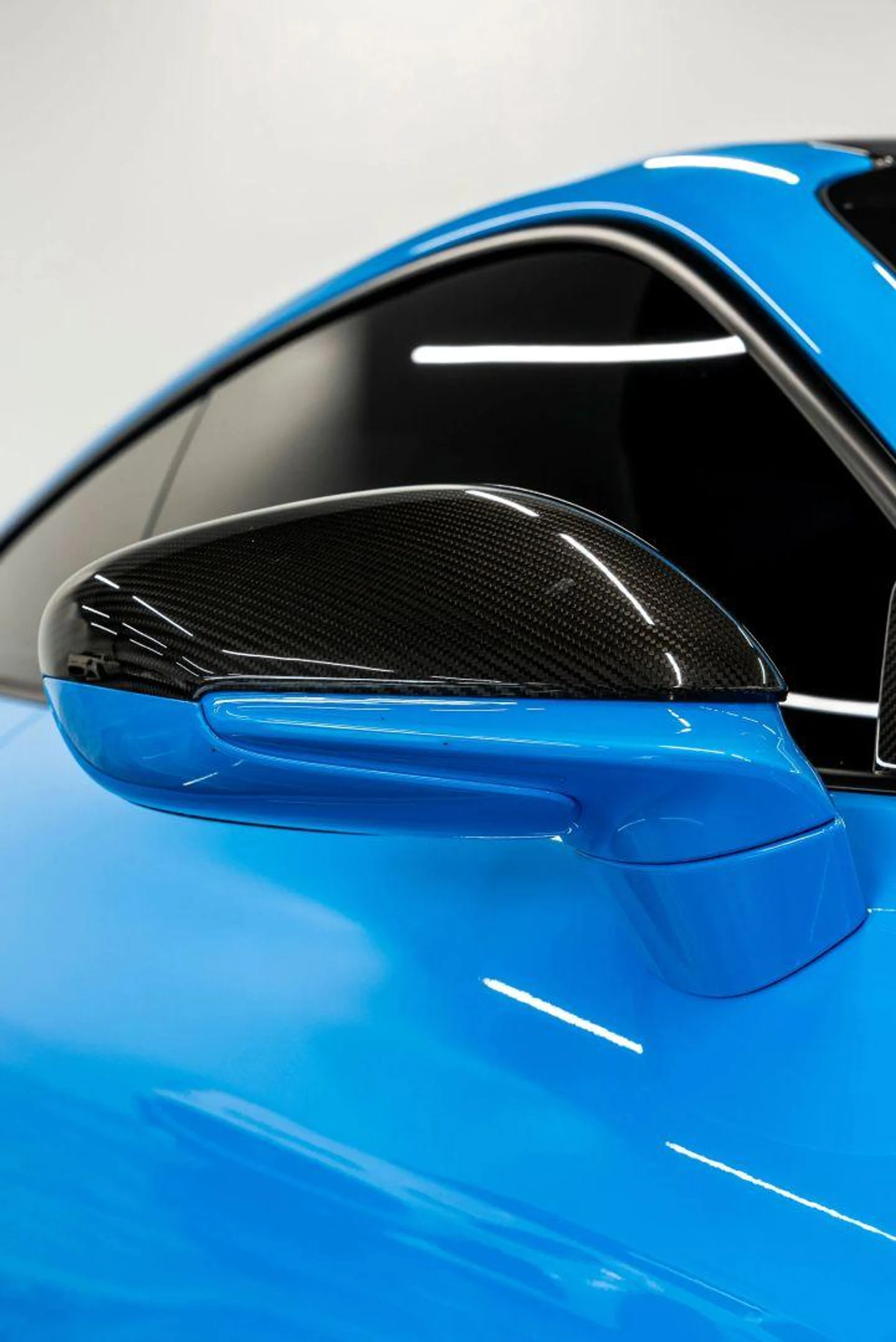 mph027_538641386_Used_2026_Porsche_911_GT_3_w_Touring_Pkg_Coupe_2_D_1789774032_9e59164e89