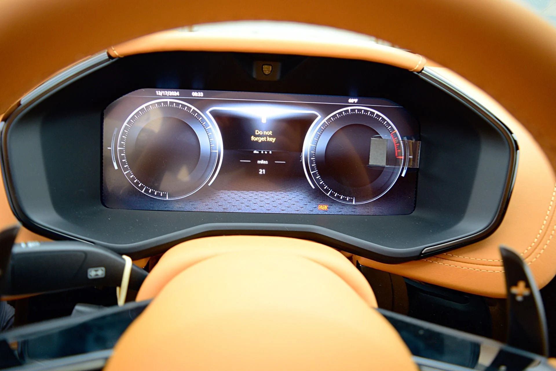 mph027_54846092_New_2025_Aston_Martin_DBX_707_108a453ba1