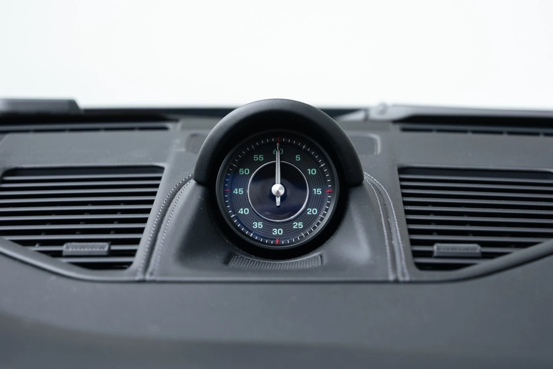 mph027_572278835_Used_2024_Porsche_911_Turbo_S_1770940586_43b956dd54