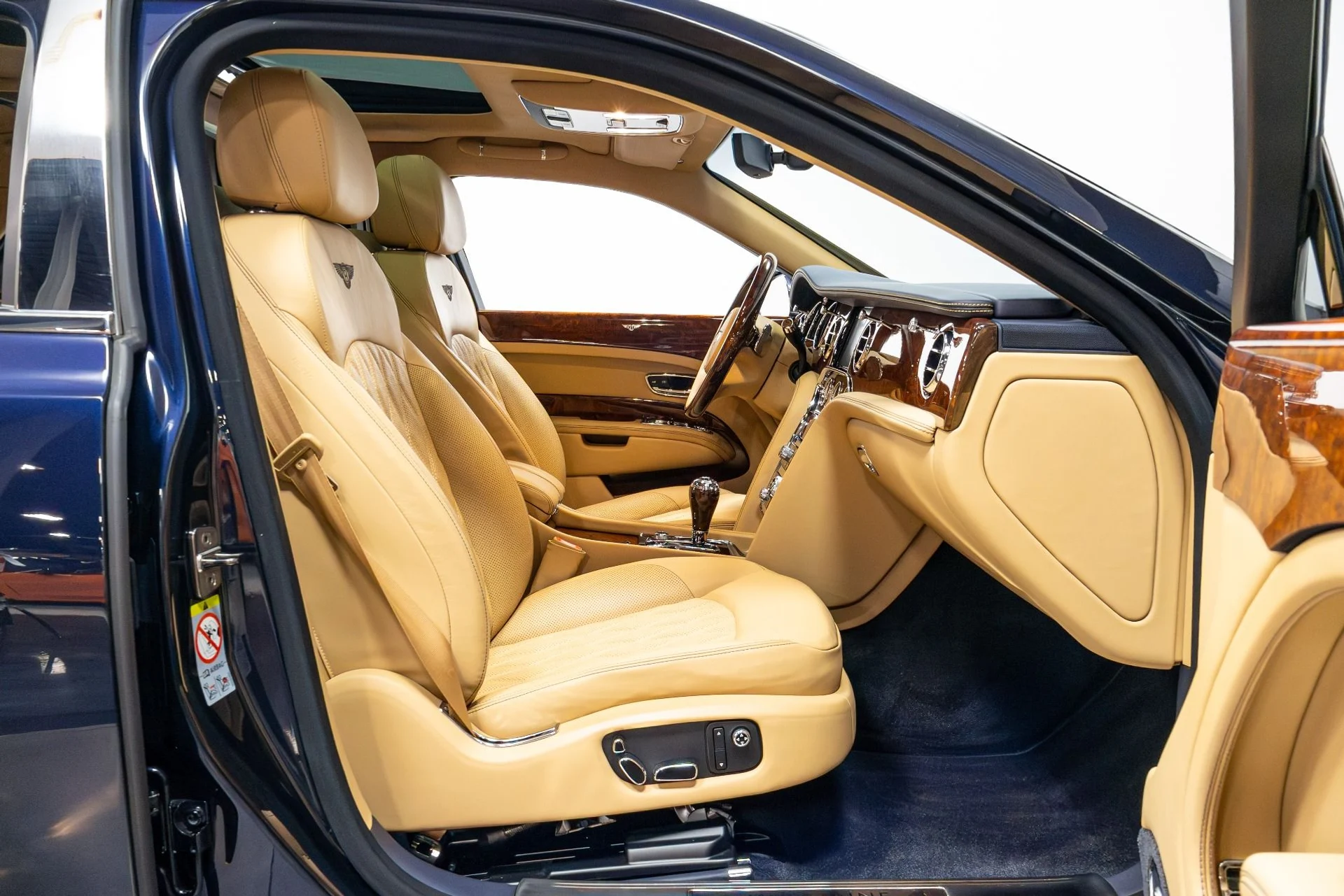 mph027_583093522_Used_2017_Bentley_Mulsanne_1775514187_6de8f9346d