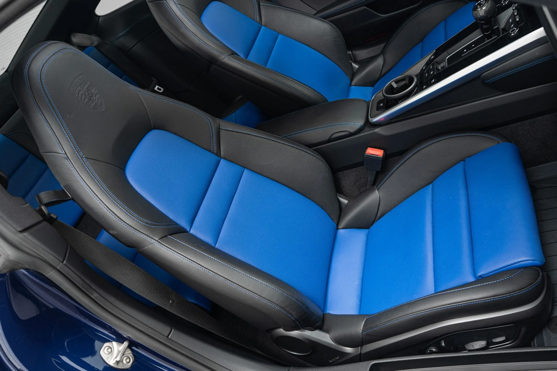 mph027_583474071_Used_2022_Porsche_911_Carrera_Premium_Package_Plus_Two_Tone_Interior_1780607080_07f285df19