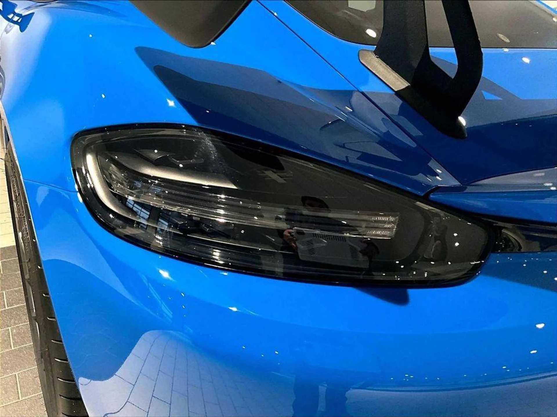 mph027_588637363_Gz_Xi_A_Xk7_T3_Qwvqm2_I_Xr4_Z_Uao_Mo_39dab3c3a8