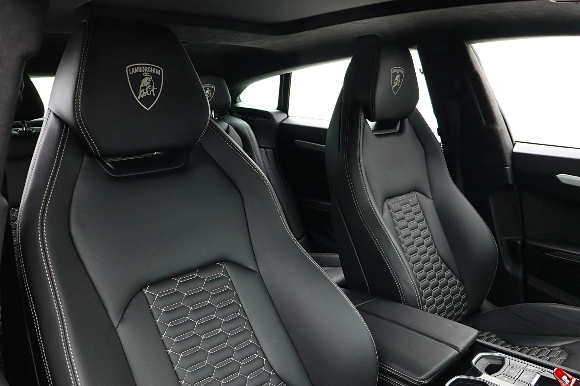 mph027_589430489_Used_2020_Lamborghini_Urus_SELEZIONE_PRE_OWNED_CERTIFIED_f08d32056f