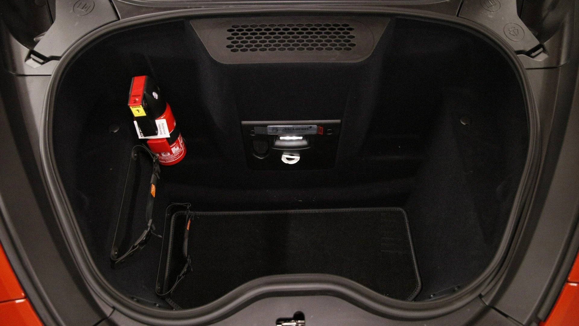 mph027_589911391_Used_2023_Mc_Laren_GT_1698837832_71db20e7e9