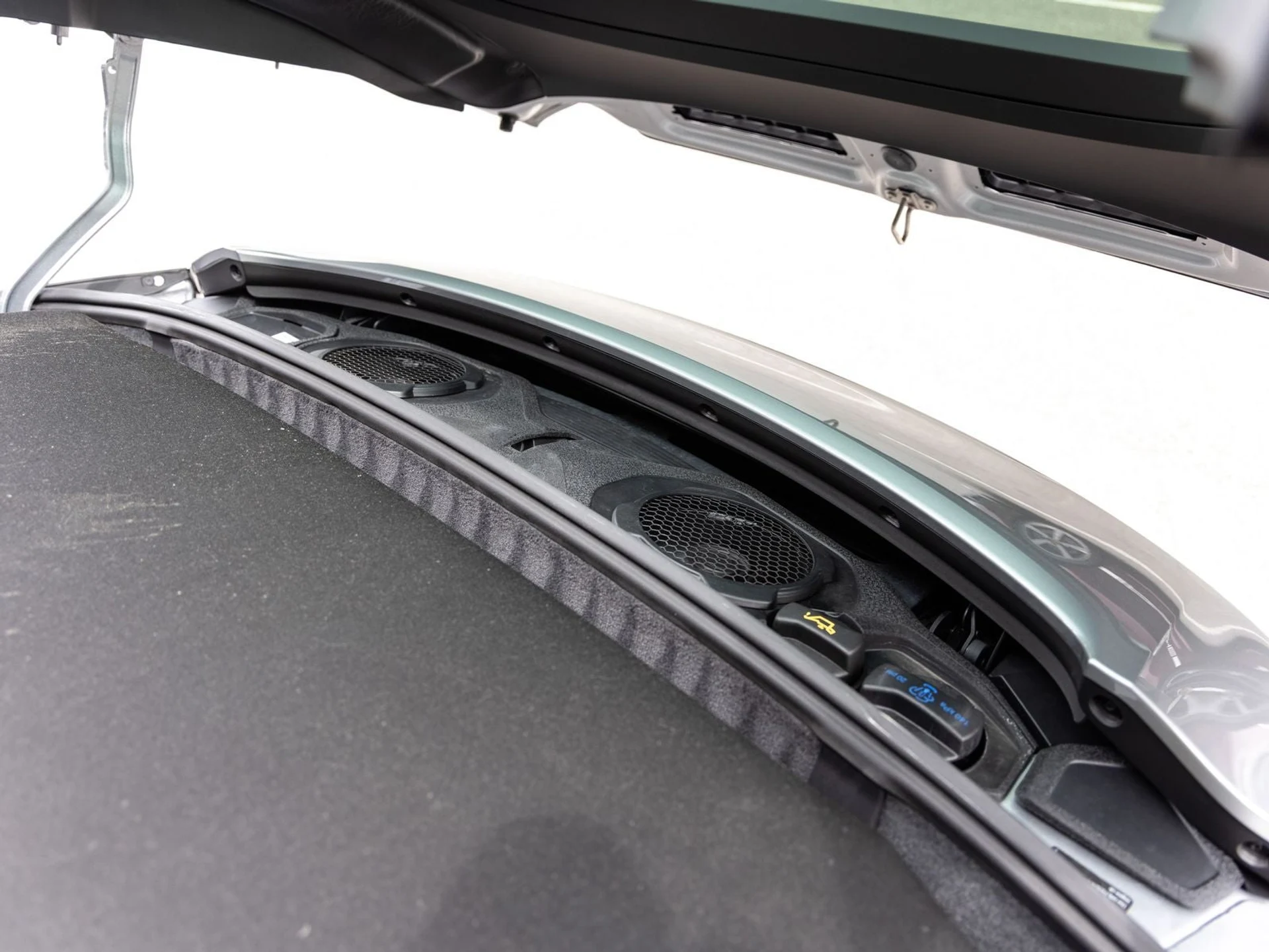 mph027_590262531_28_9e86752451