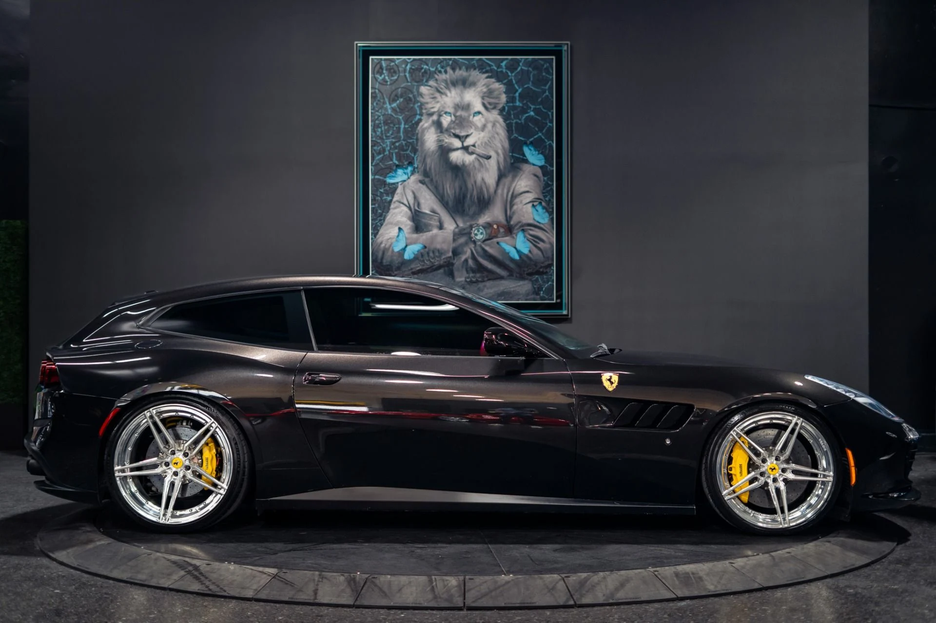 mph027_592212198_Used_2018_Ferrari_GTC_4_Lusso_T_with_Novitec_Springs_DME_Tune_Velos_Wheels_IPE_Exhaust_Passenger_Disp_1784751752_4b918380e1