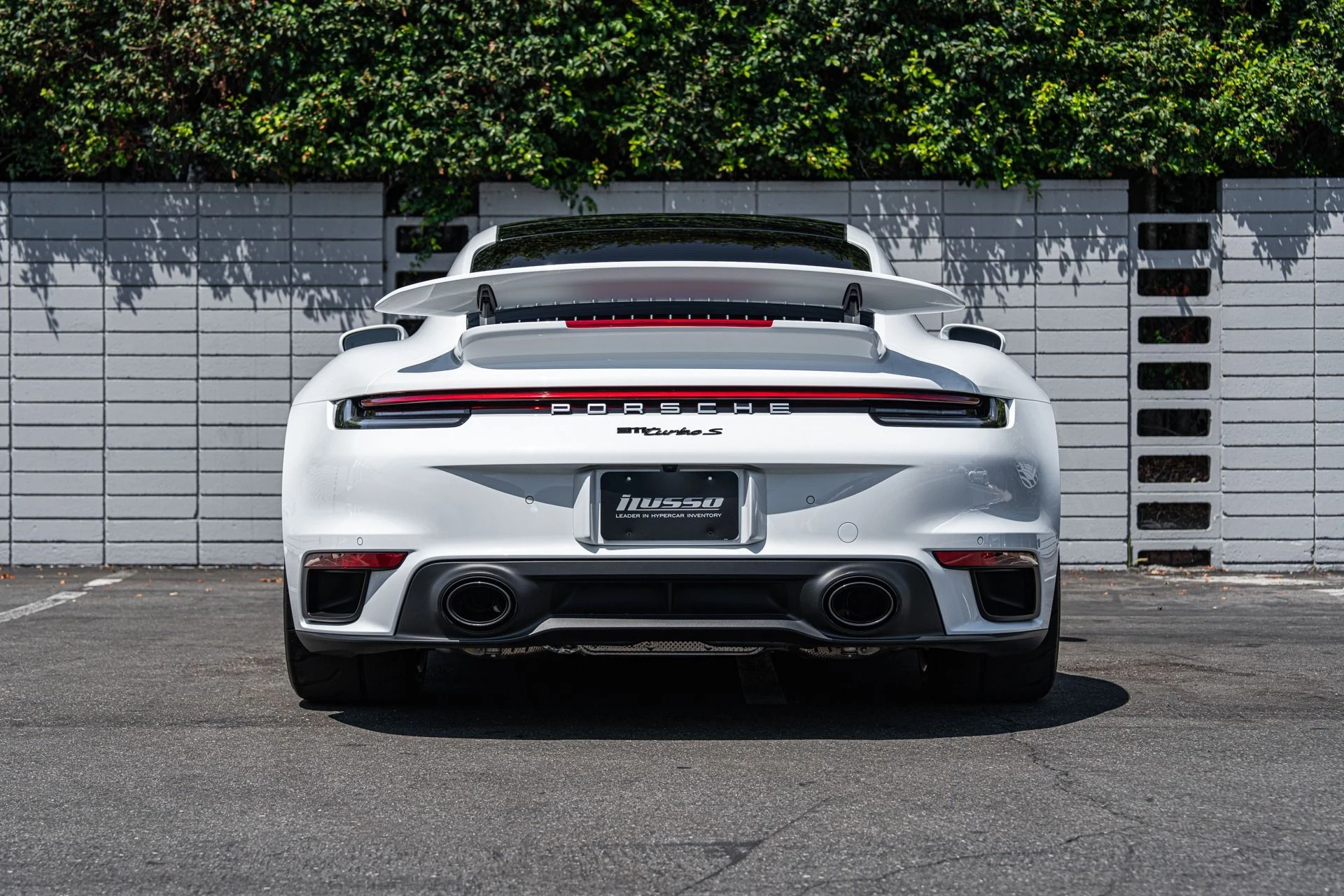 mph027_595621070_Used_2022_Porsche_911_Turbo_S_1755025973_ca17c5ff23