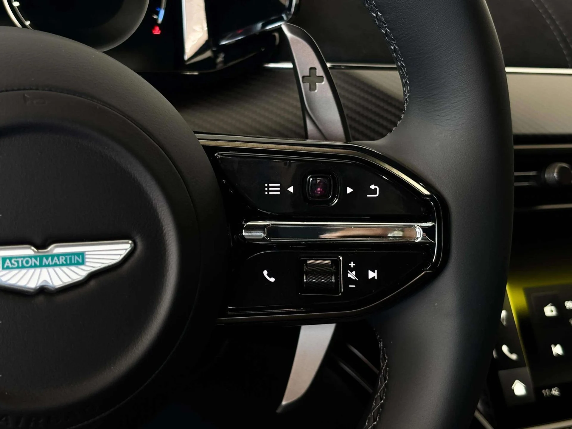 mph027_60141533_dc9974a5_1c17_4e52_8345_981be3a291b7_5ea8674d4f