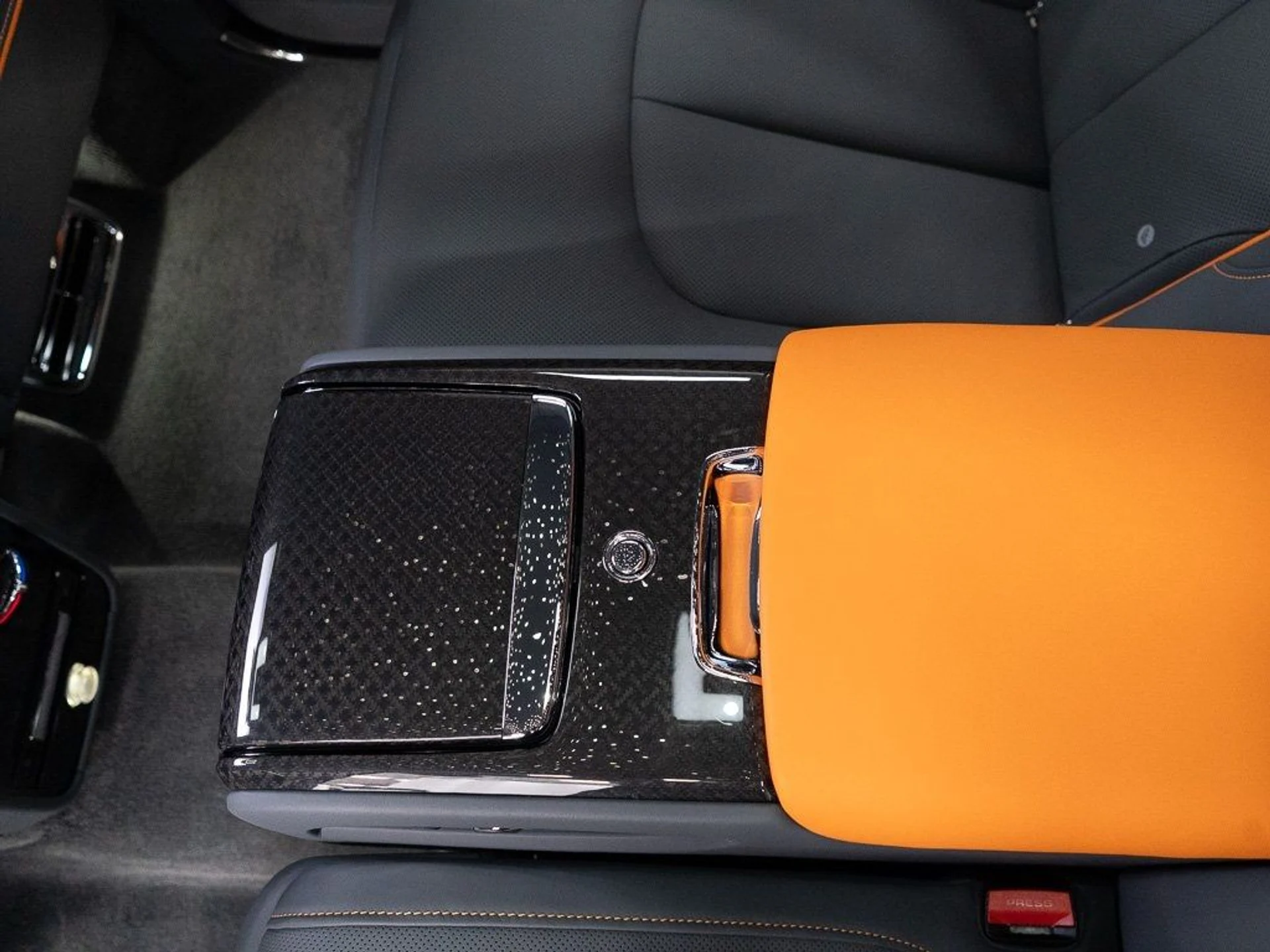 mph027_614924607_fee845047e8be9734c7c55195bd54b32_efc3e9d876