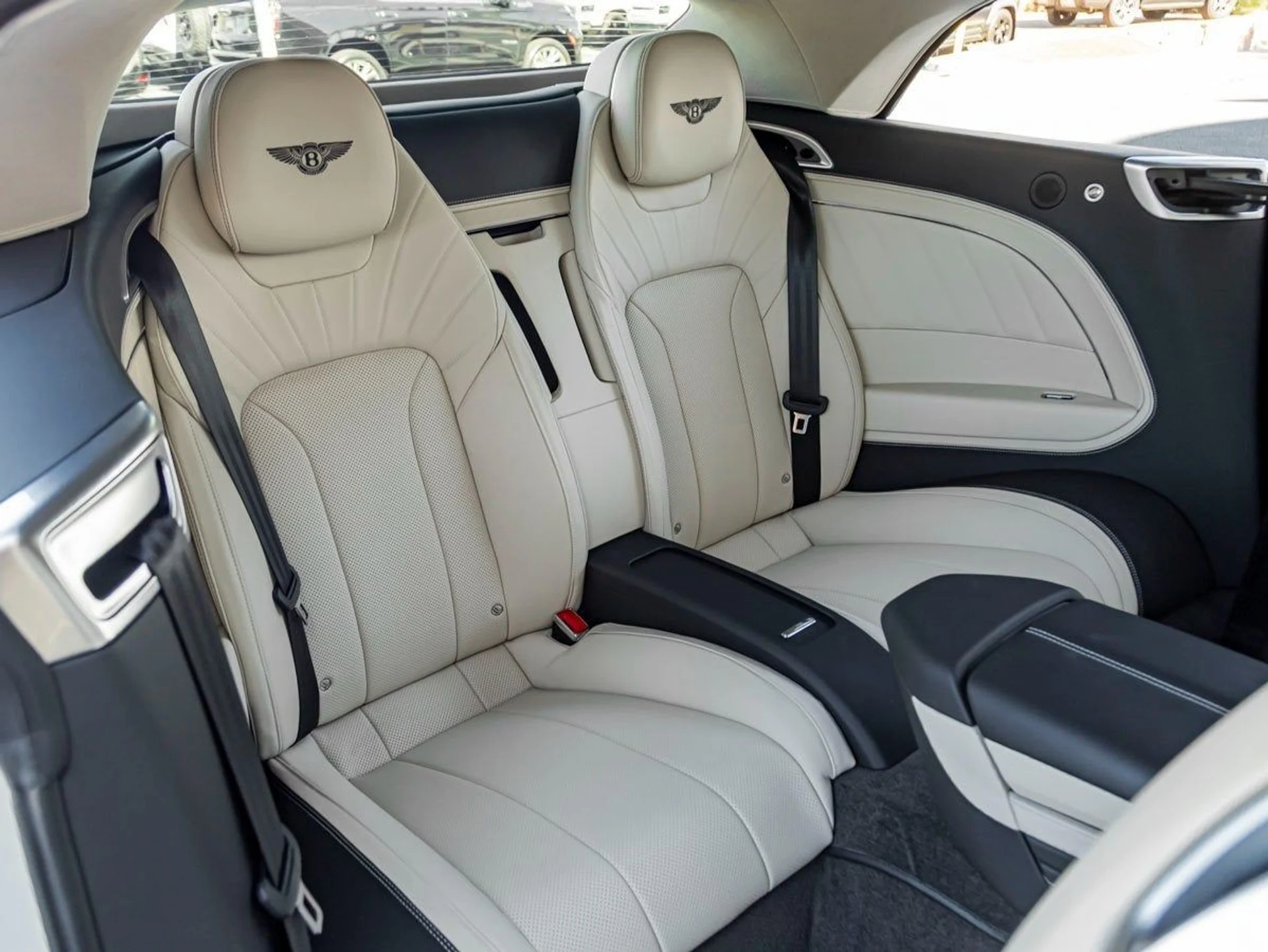 mph027_619387614_28_22bcba20f3