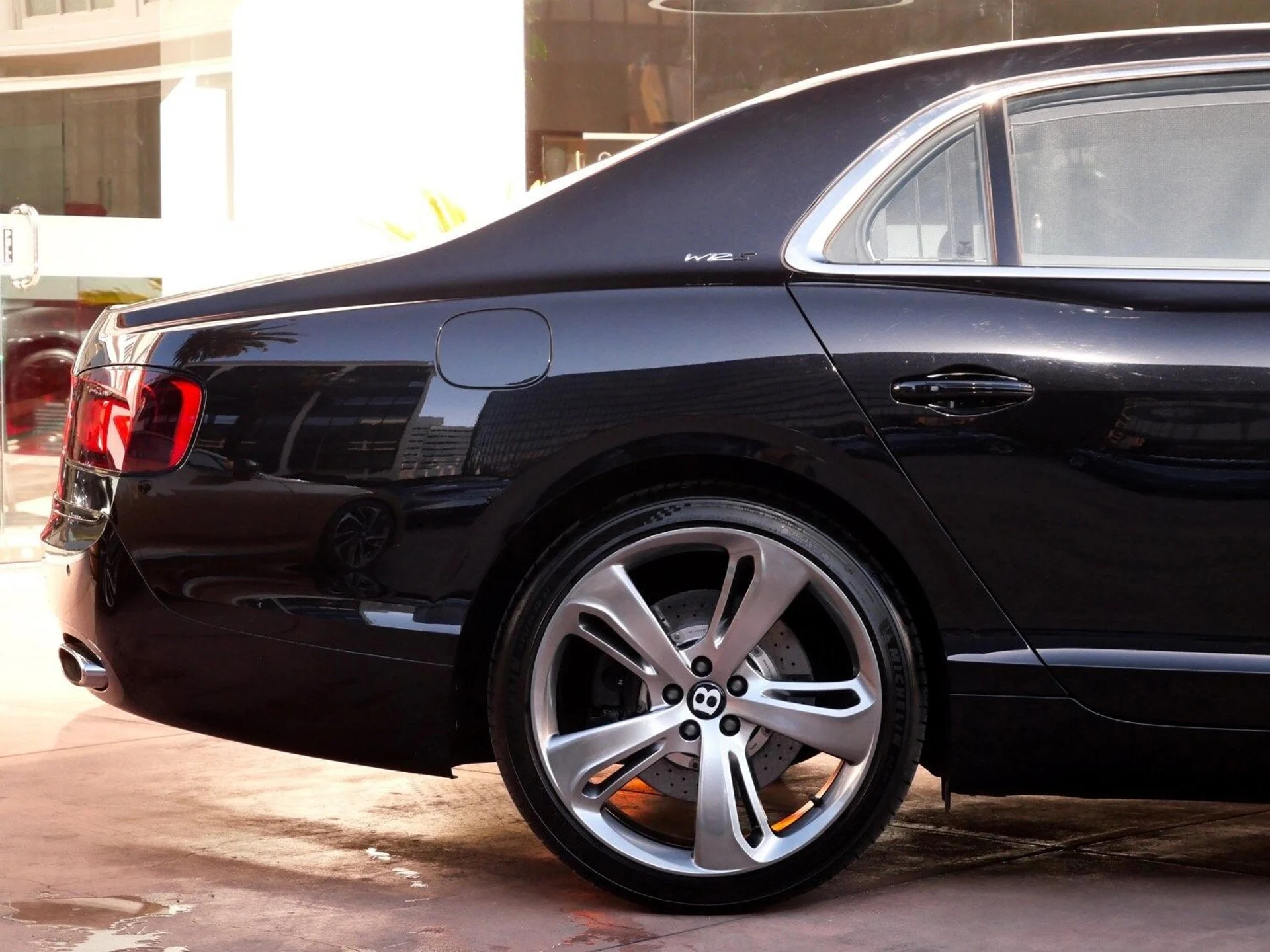 mph027_619867694_3e11eef8d748c5dfcbd43b1f1296803fx_47257e69cf