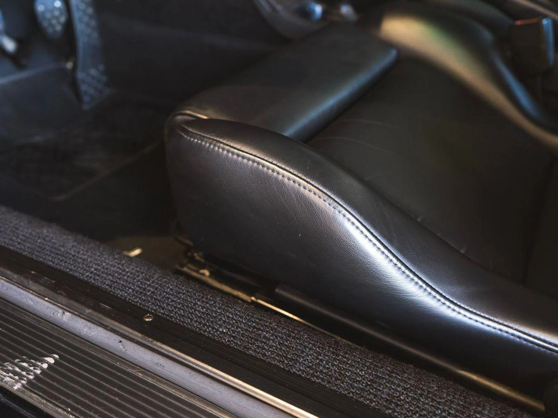 mph027_620796577_78v_C5r_LK_1_XX_3_Tzu_G88_Kr_W4j_z_Ns_1a2a60b998