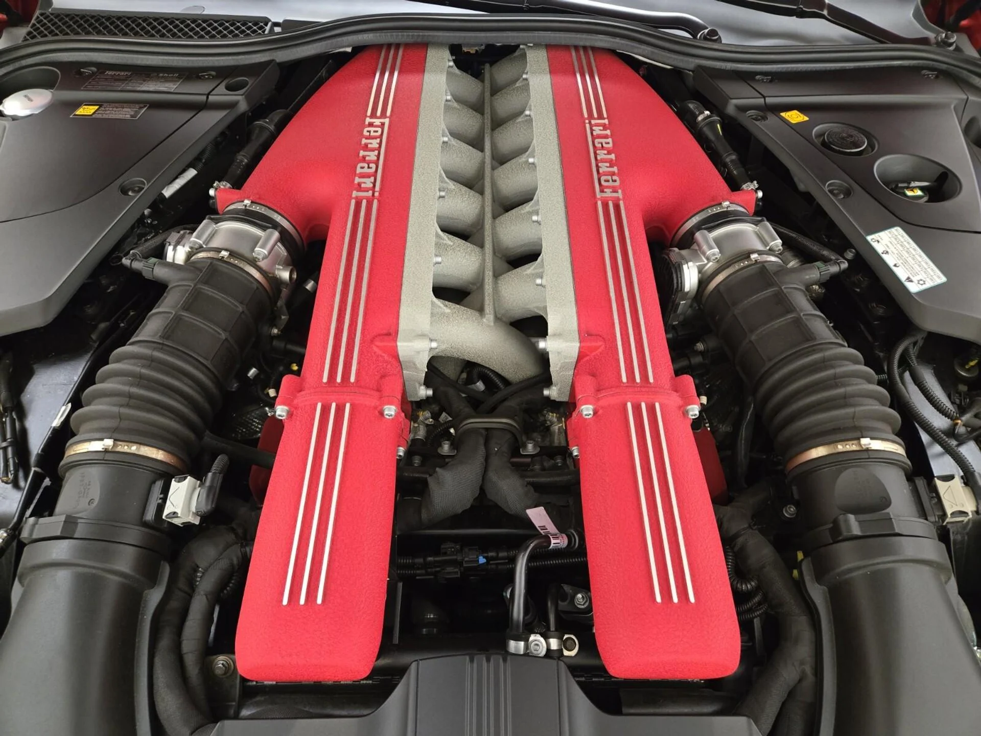 mph027_622509280_Used_2016_Ferrari_F12_Berlinetta_1760770846_3a5a902d22