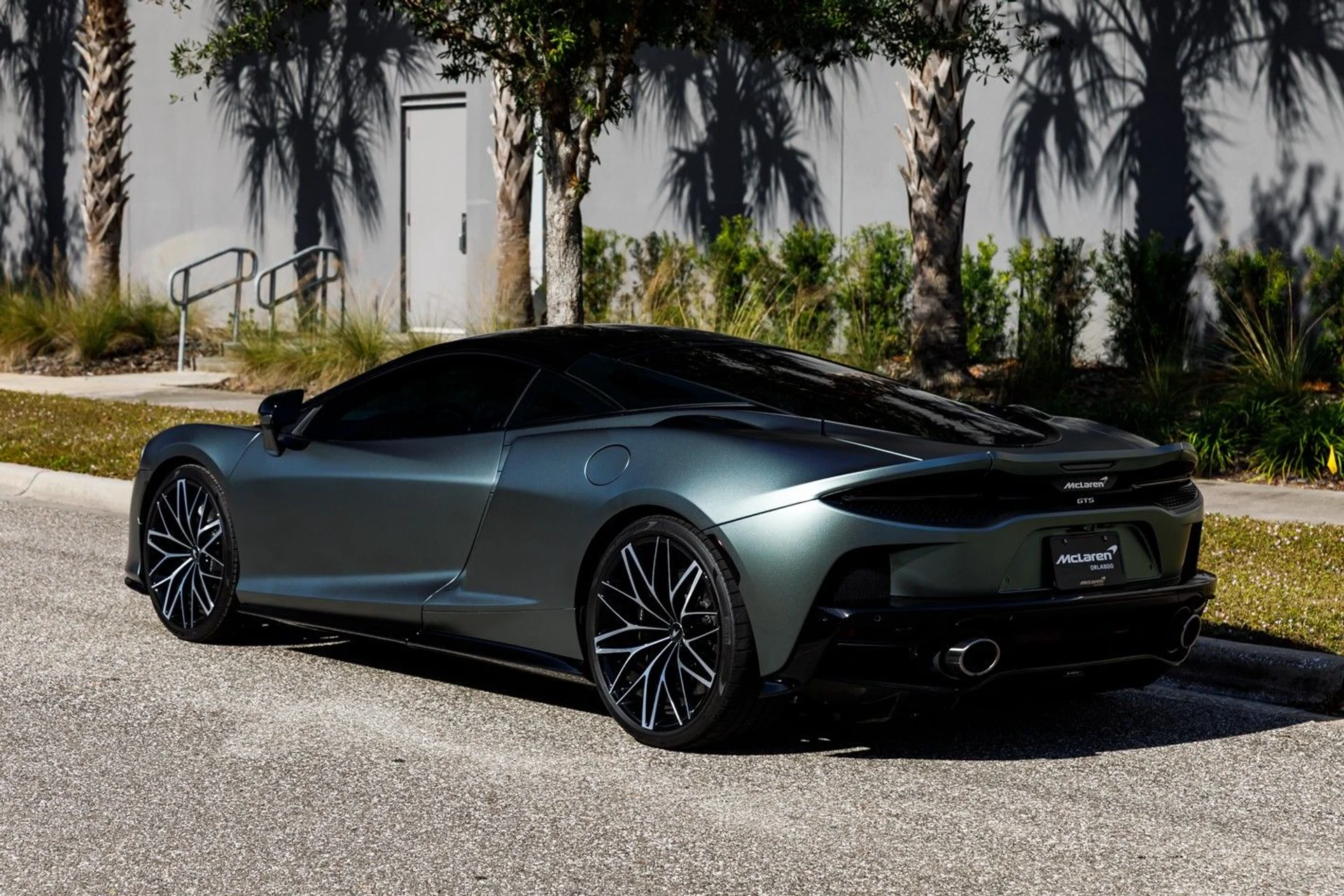 mph027_624416894_638_p28_l_36ec2e743a