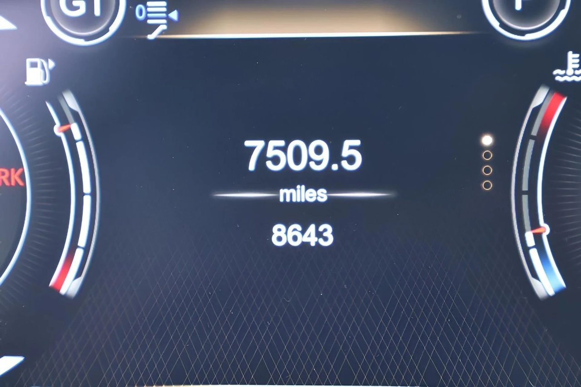 mph027_625746653_28_38fd25316f