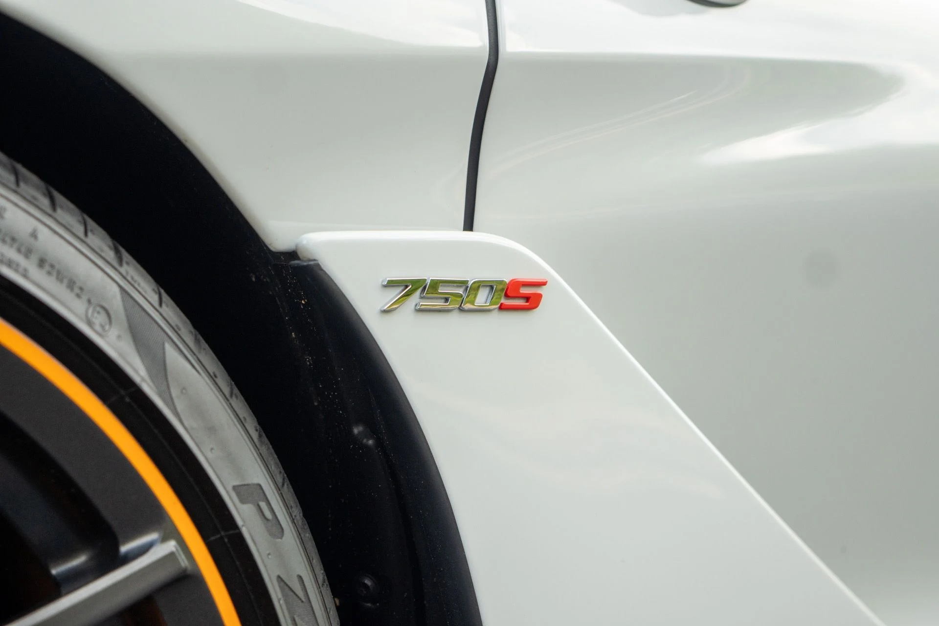 mph027_62985611_Used_2024_Mc_Laren_750_S_Spider_1755900989_4e6fce21cb