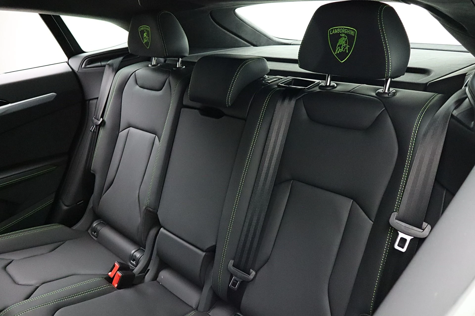 mph027_632564563_New_2026_Lamborghini_Urus_SE_f56e1dc118