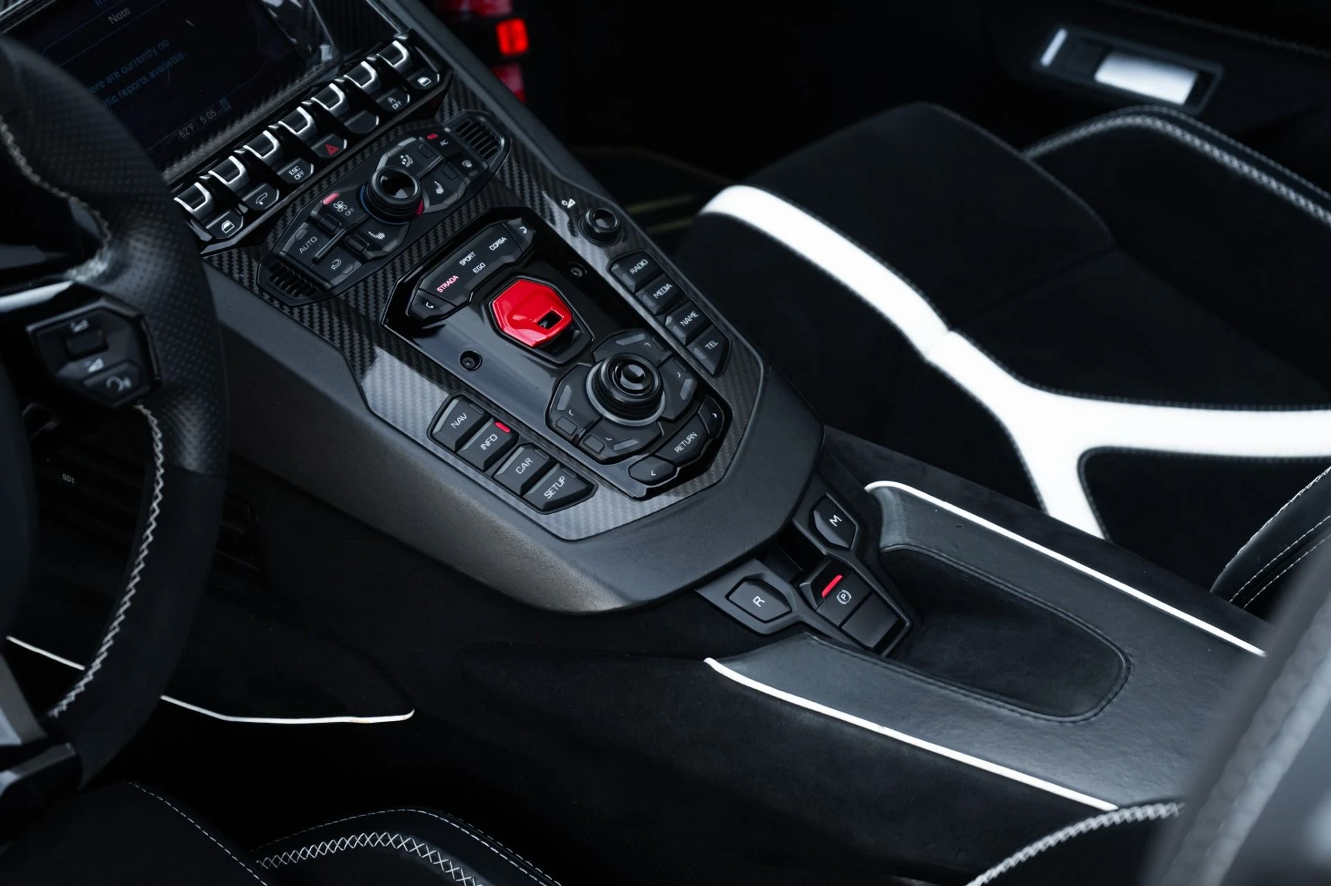 mph027_637011025_Used_2021_Lamborghini_Aventador_LP_770_4_SVJ_Roadster_1790720056_f3eea549e7