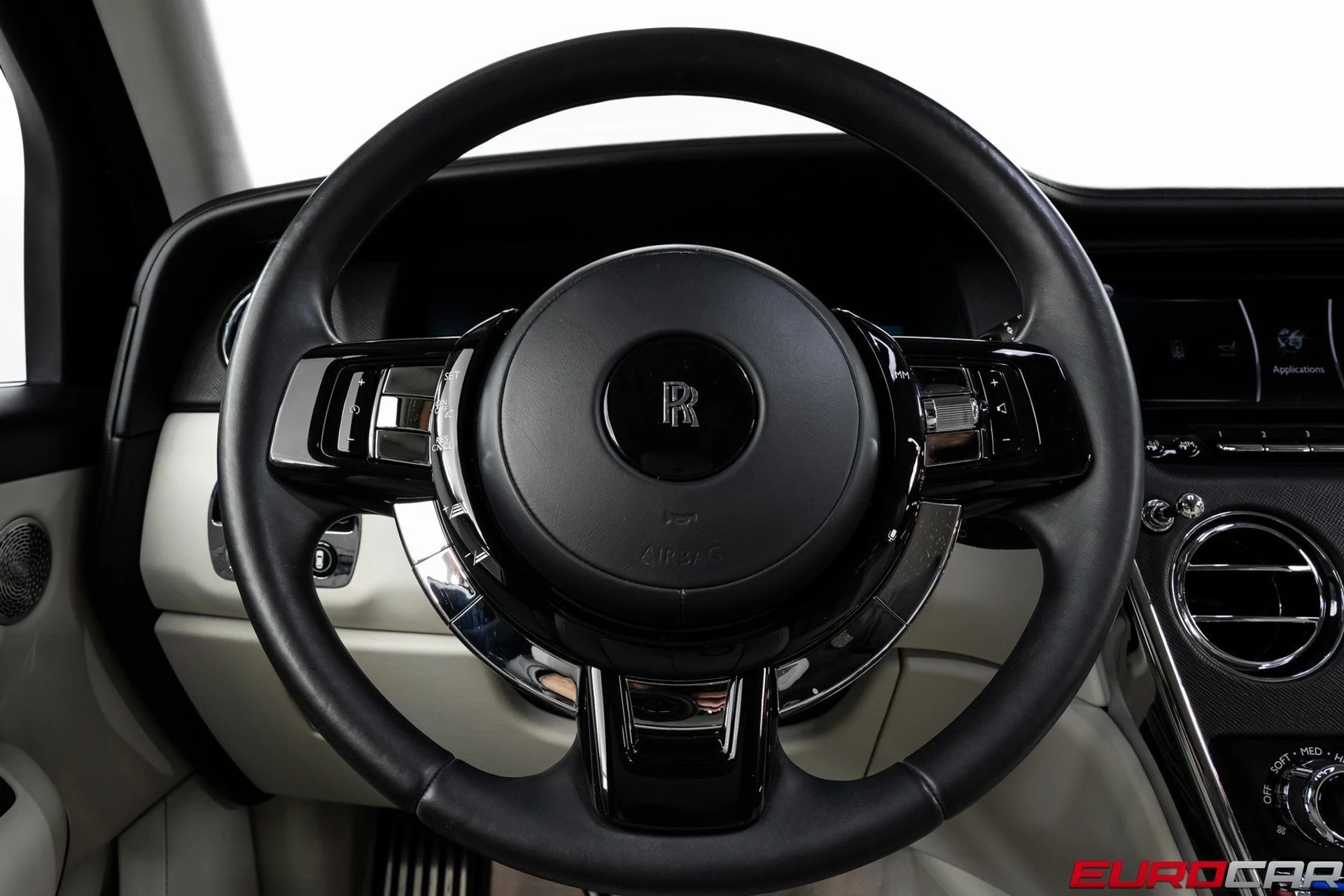 mph027_637729626_image_28_6458ebc909