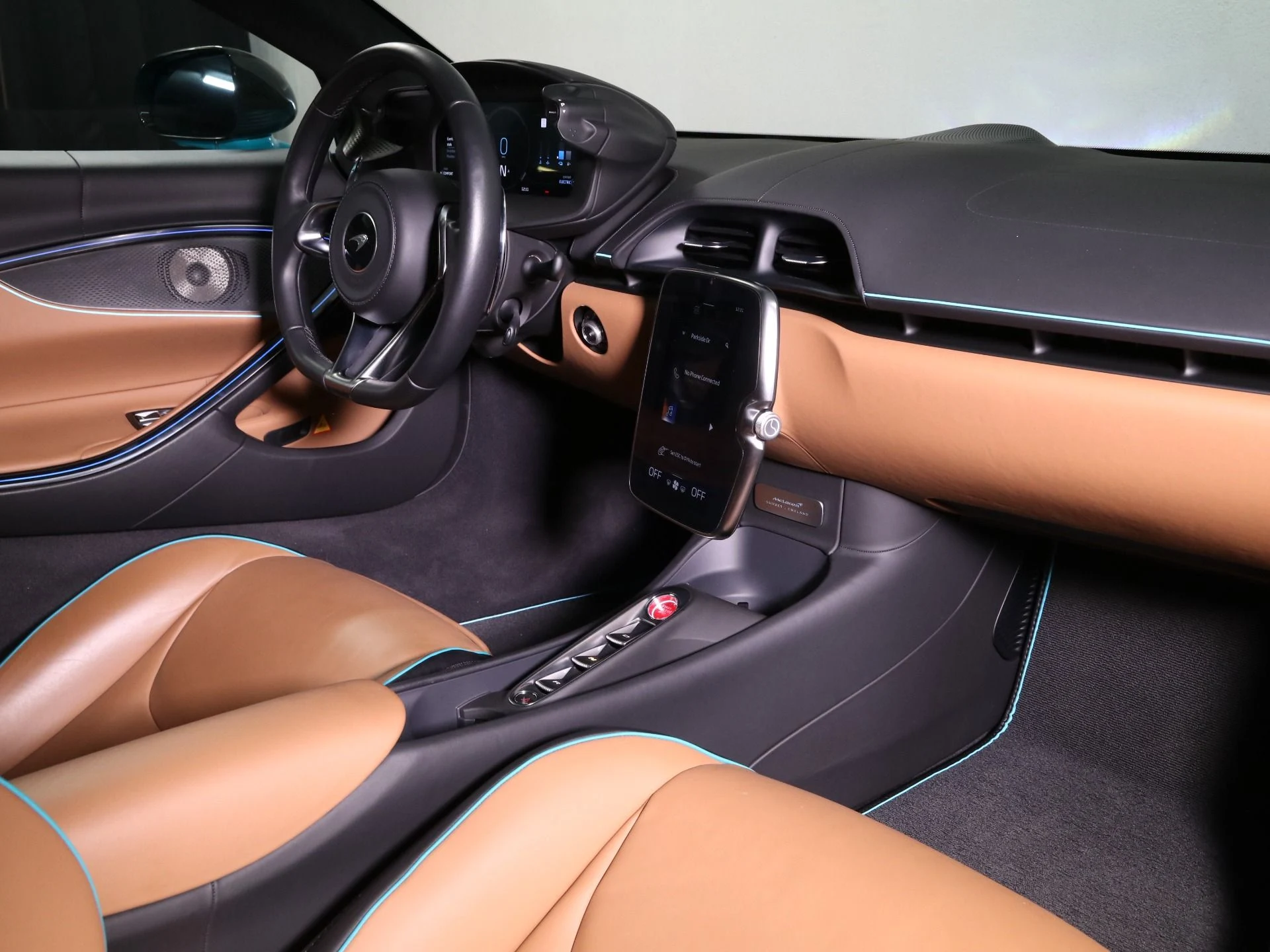 mph027_639630208_Used_2023_Mc_Laren_Artura_Tech_Lux_1738211933_b47db07641