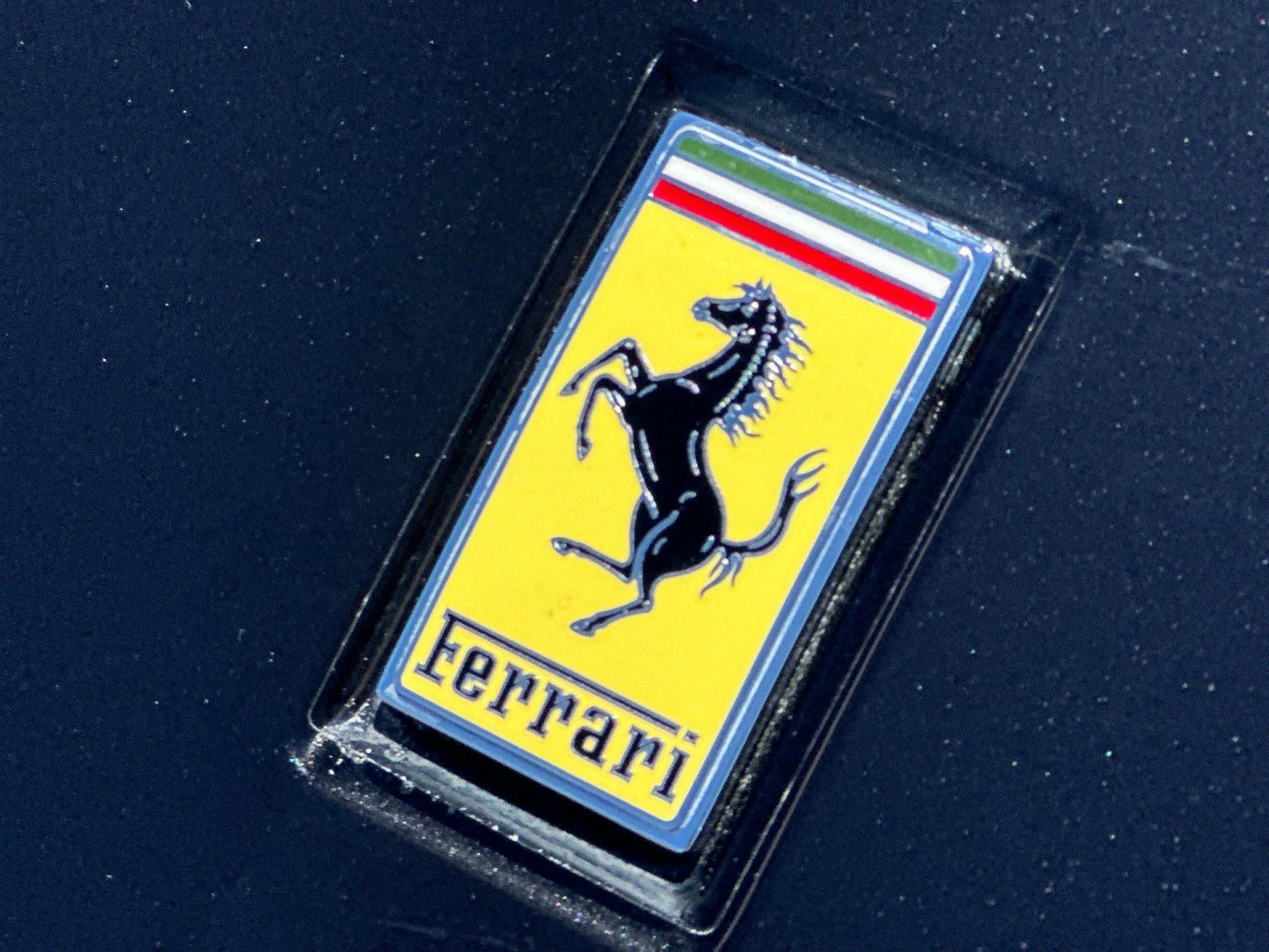 mph027_642656572_Used_2025_Ferrari_12_Cilindri_Base_1784889251_48dc8d9388
