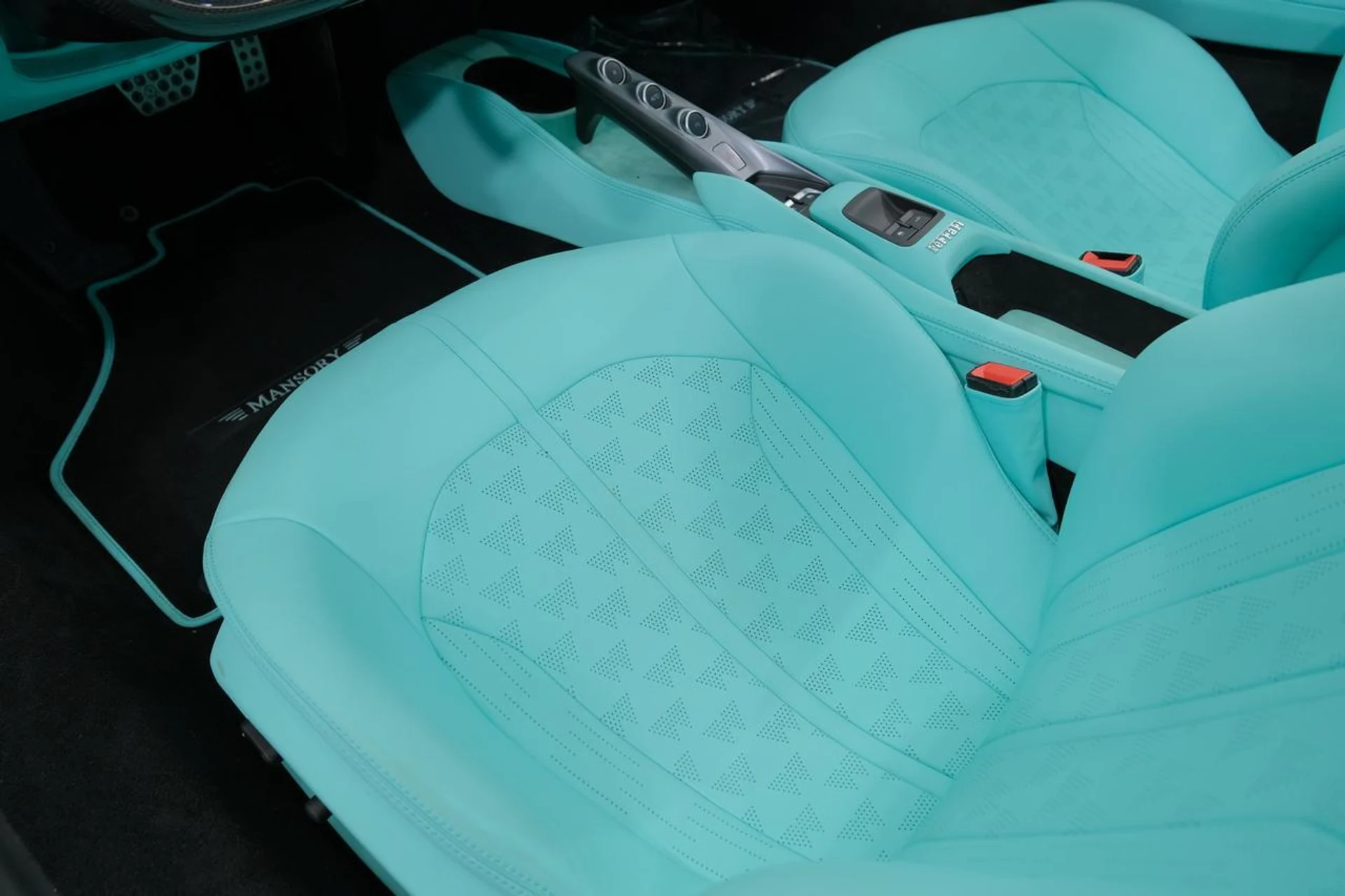 mph027_64317750_ad7242c4ff3f190369461079d77255bb_189f346151