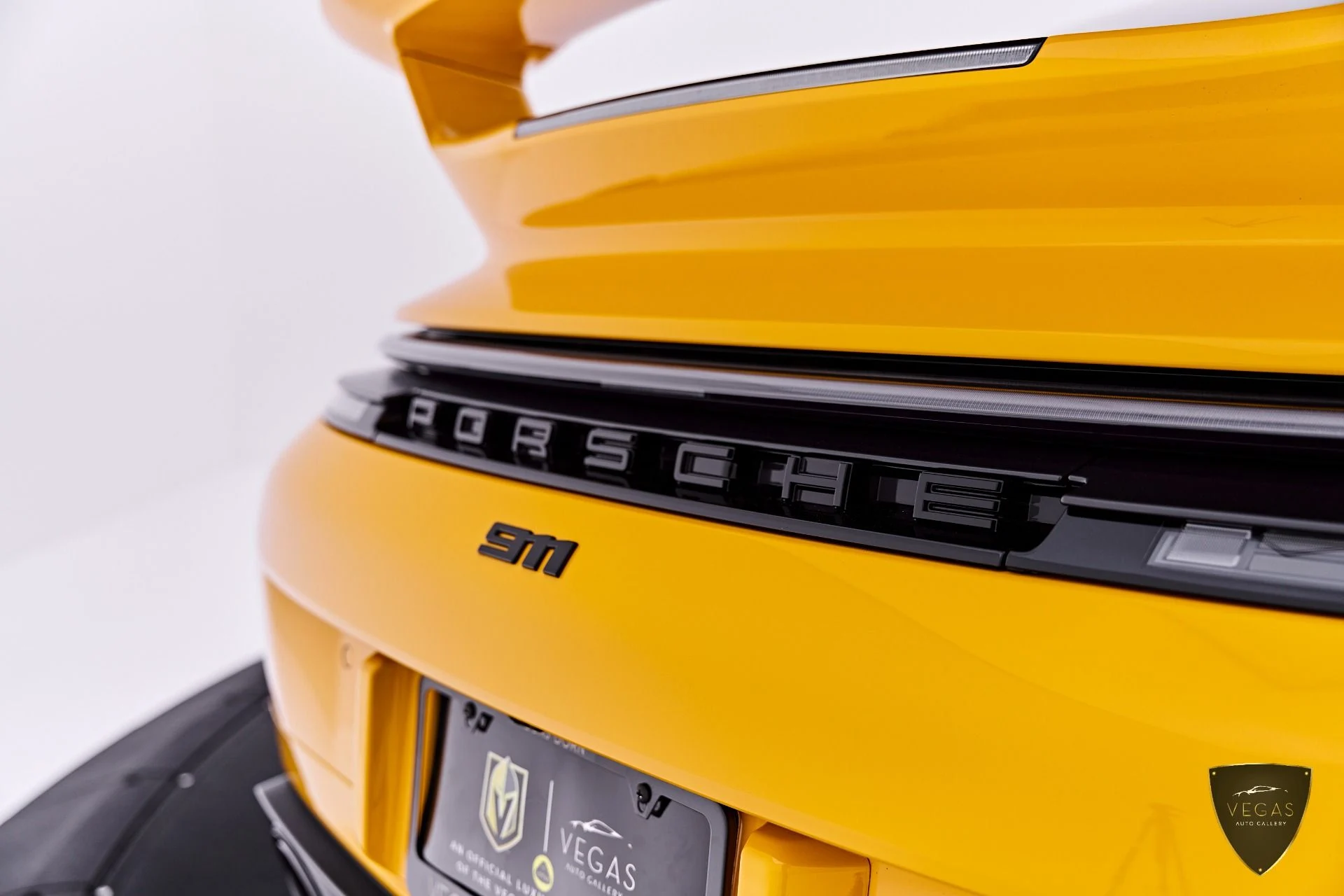 mph027_647890382_Used_2025_Porsche_911_Carrera_1784942482_339546fa24