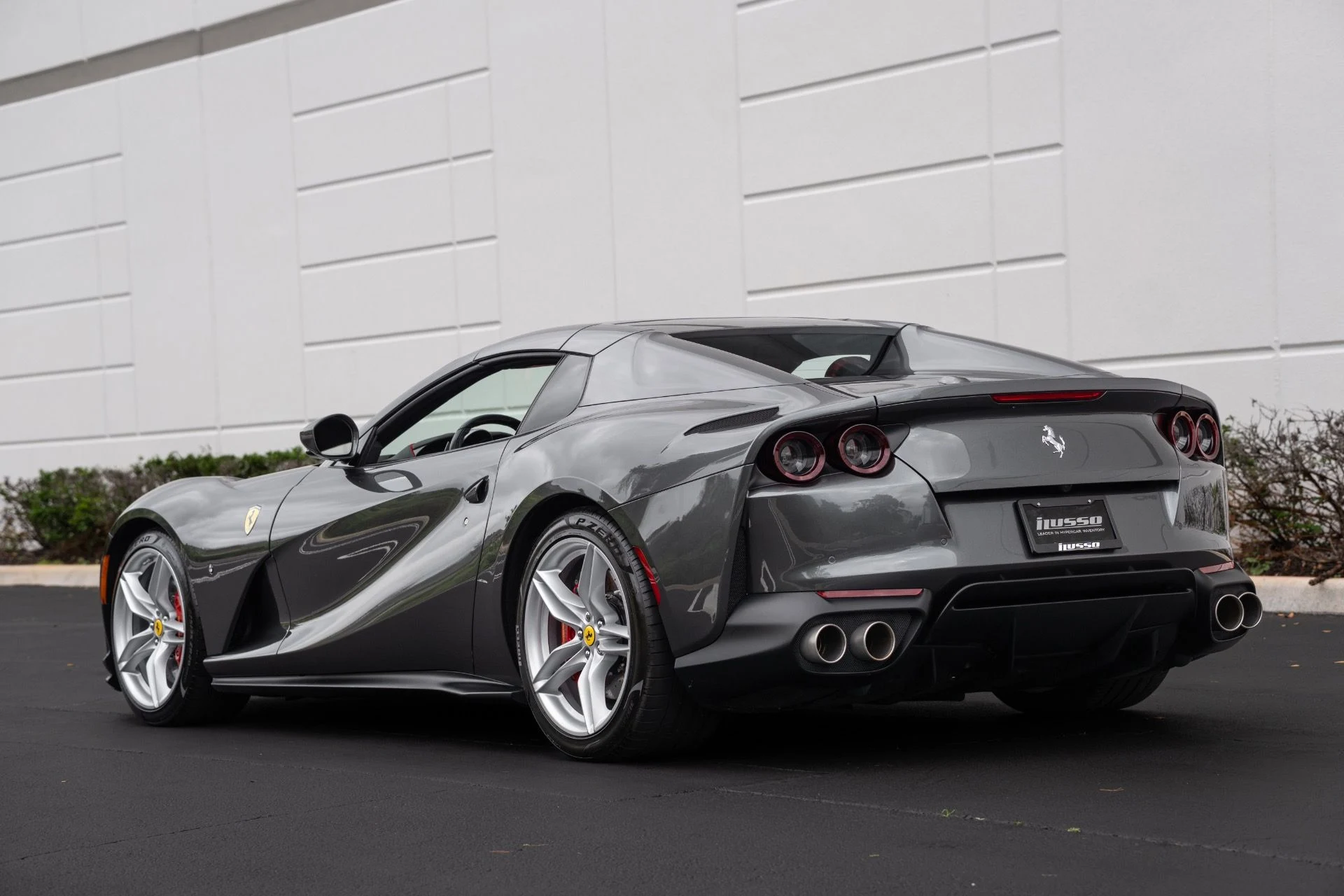 mph027_65207265_Used_2022_Ferrari_812_GTS_1768275128_9d9e1e72f6