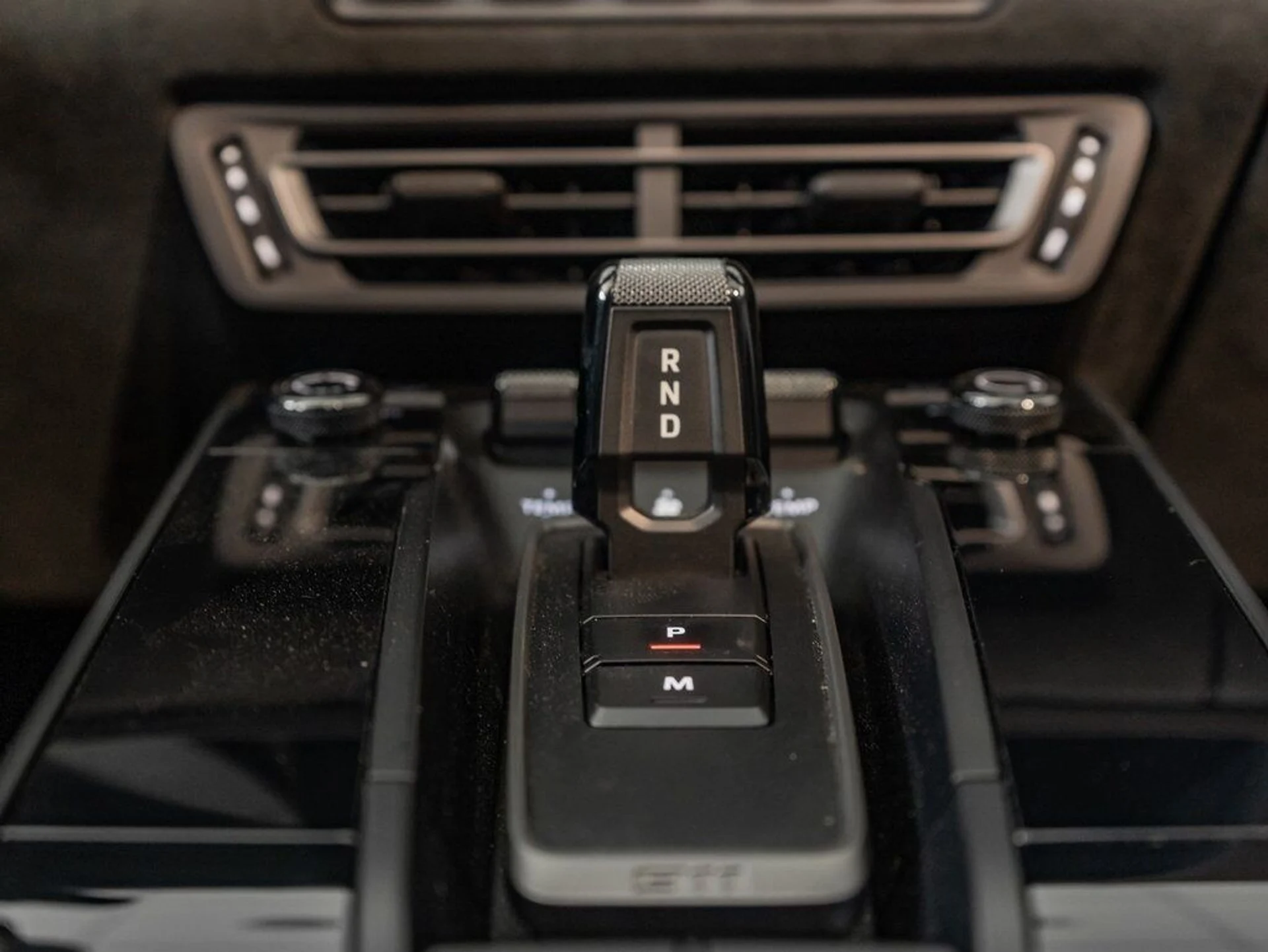 mph027_654855160_6d8f0876e62c76a95e572192b5a85b03_703e0885bd