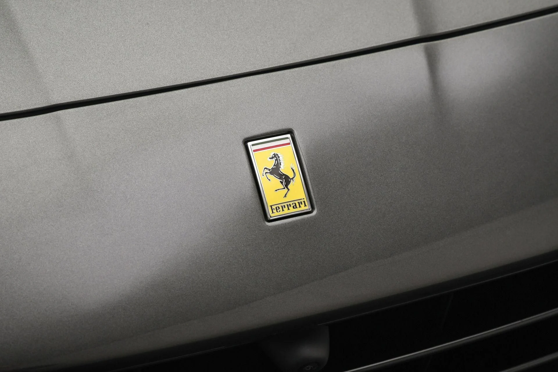 mph027_663306088_Used_2023_Ferrari_Portofino_M_1757454391_c7a7cc0b91