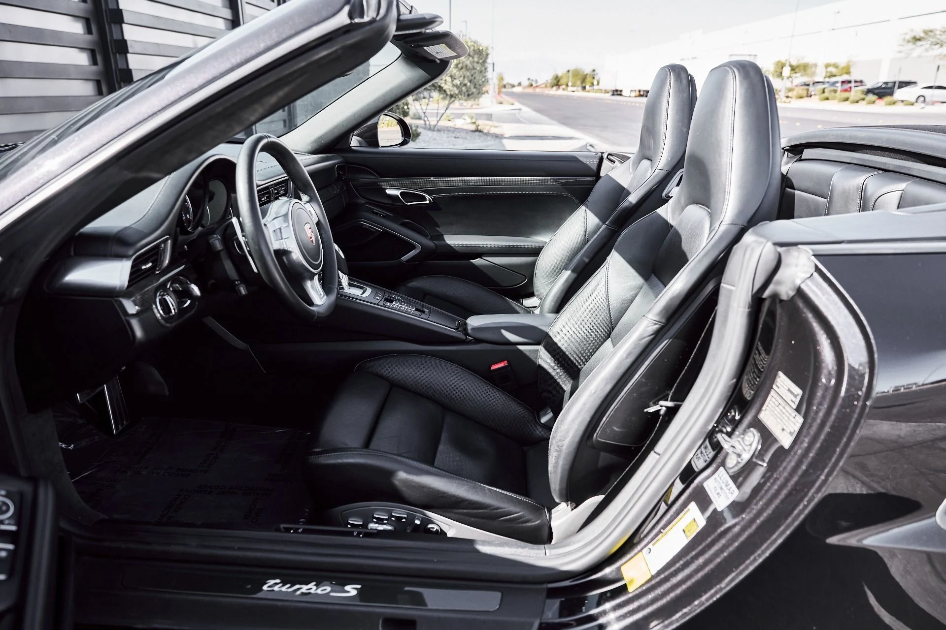 mph027_674583244_Used_2014_Porsche_911_Turbo_S_1776734580_94d297c163