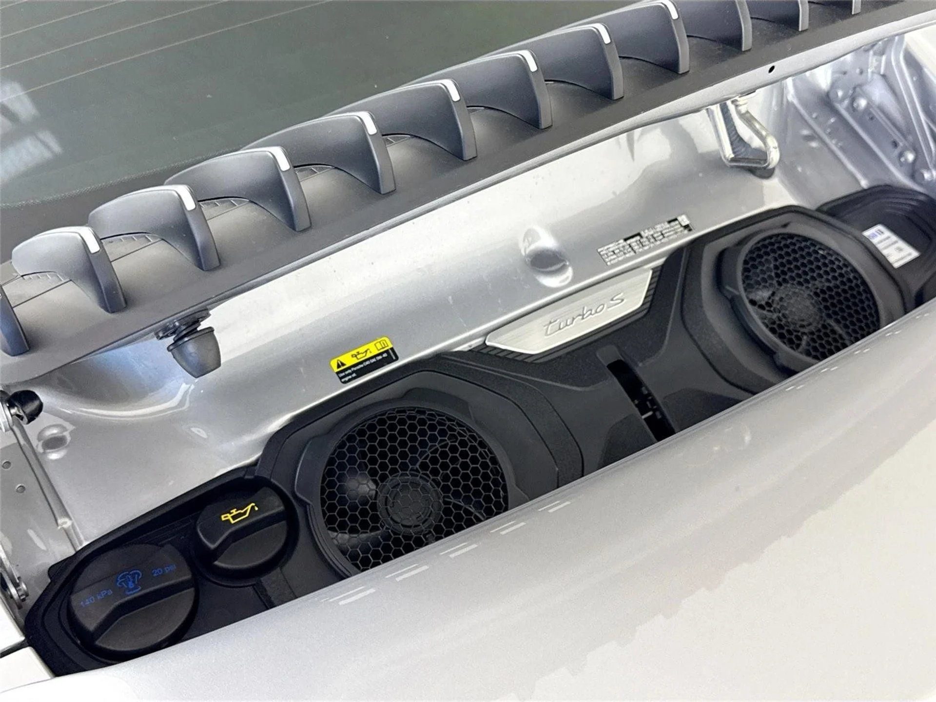 mph027_676077347_d2ae60c5ced97fc9cf08438361d0afd7_e714418c3a