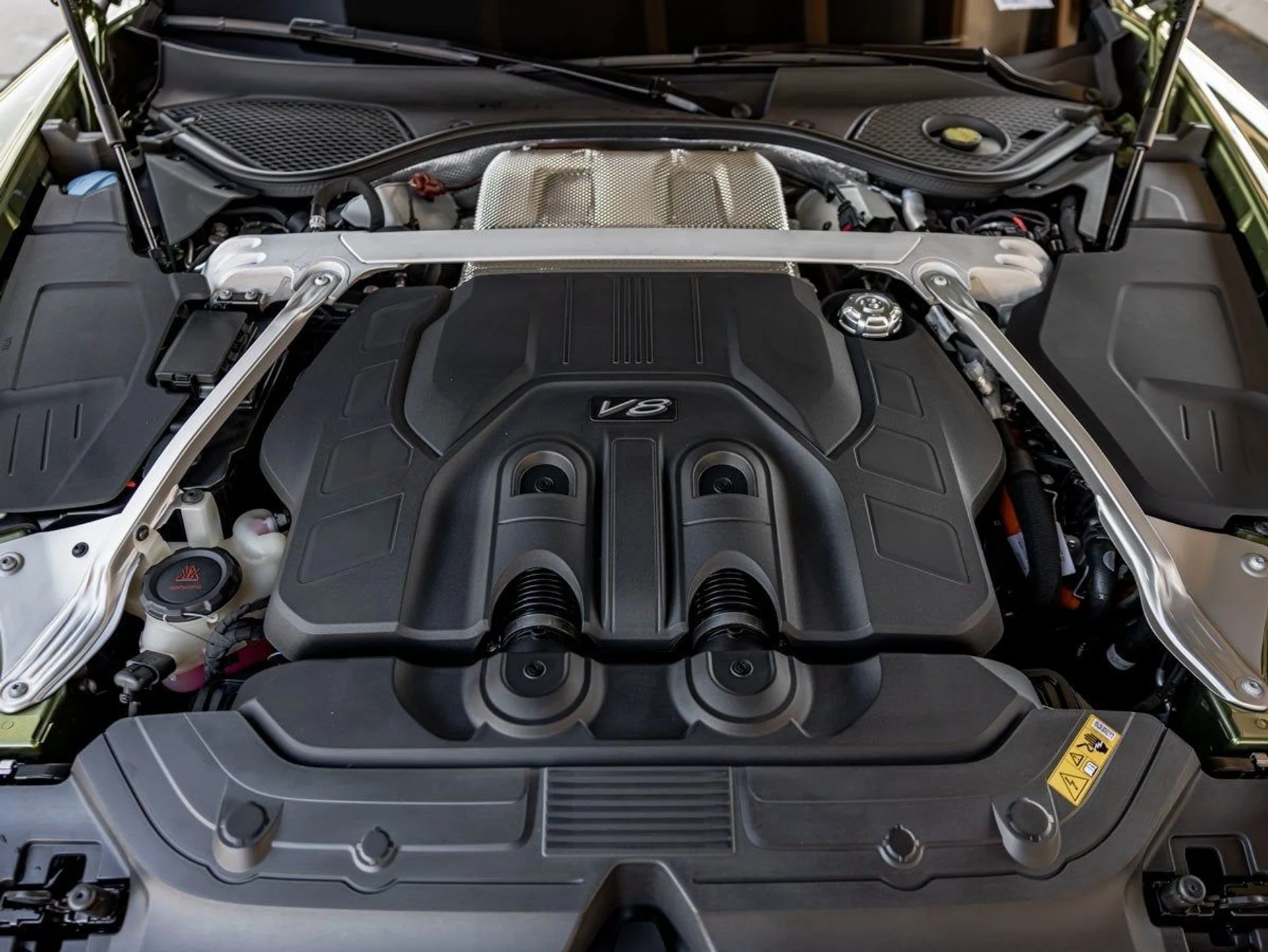 mph027_701480790_28_6d50bca031