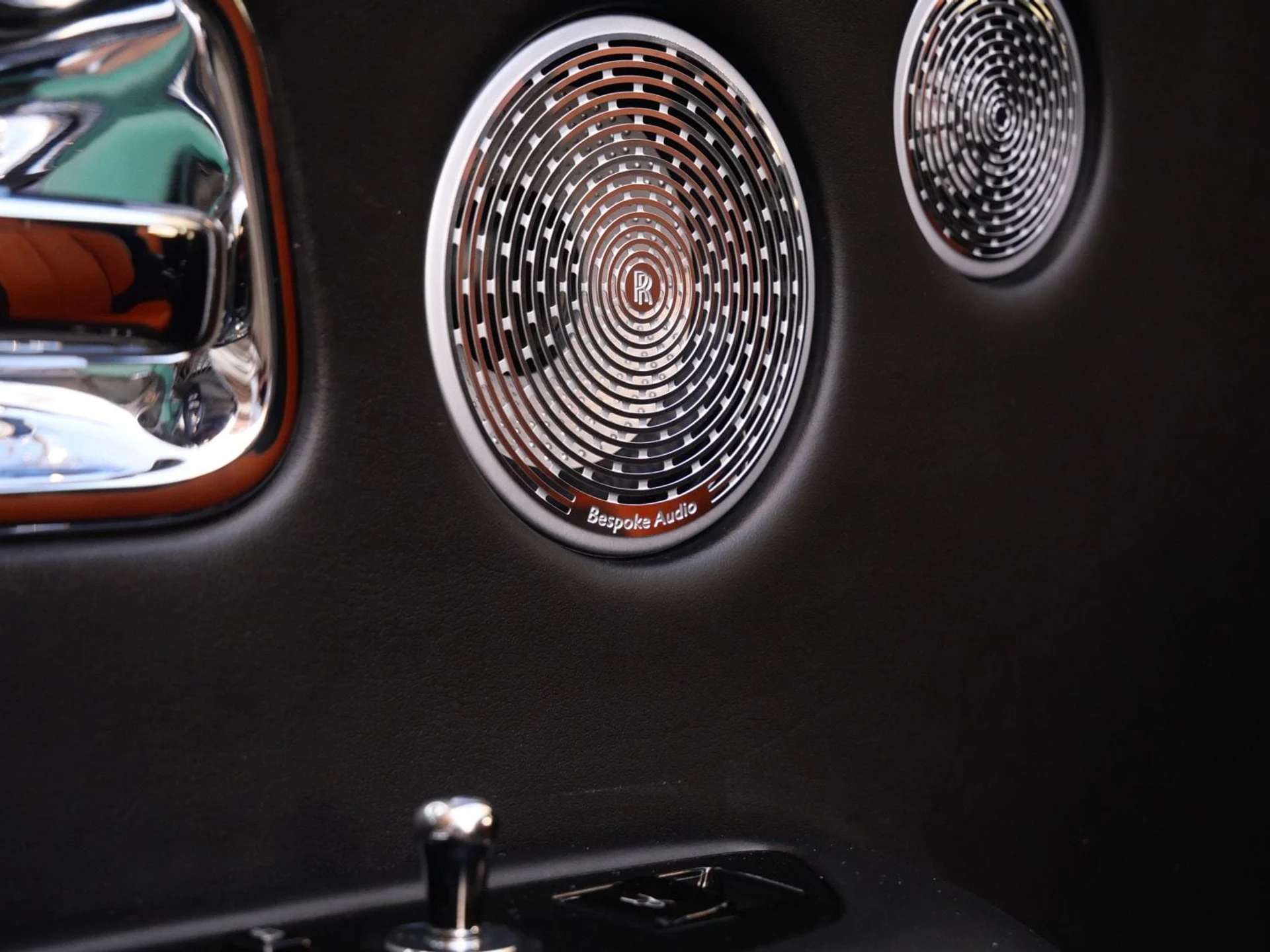 mph027_705013750_0d7b7ad6b94a4cc27880894a63e0a4a3x_763b2107b4