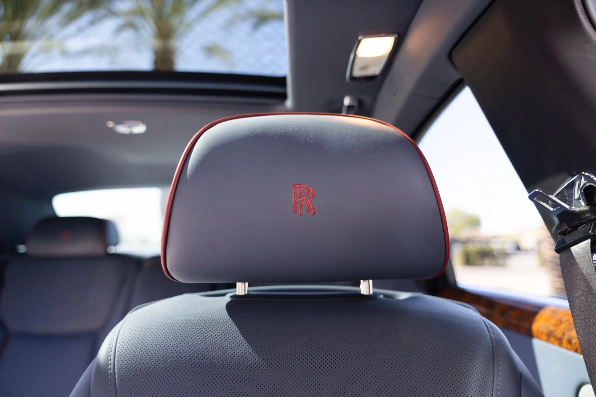 mph027_708257674_Used_2017_Rolls_Royce_Ghost_1774567848_bbd06033b5