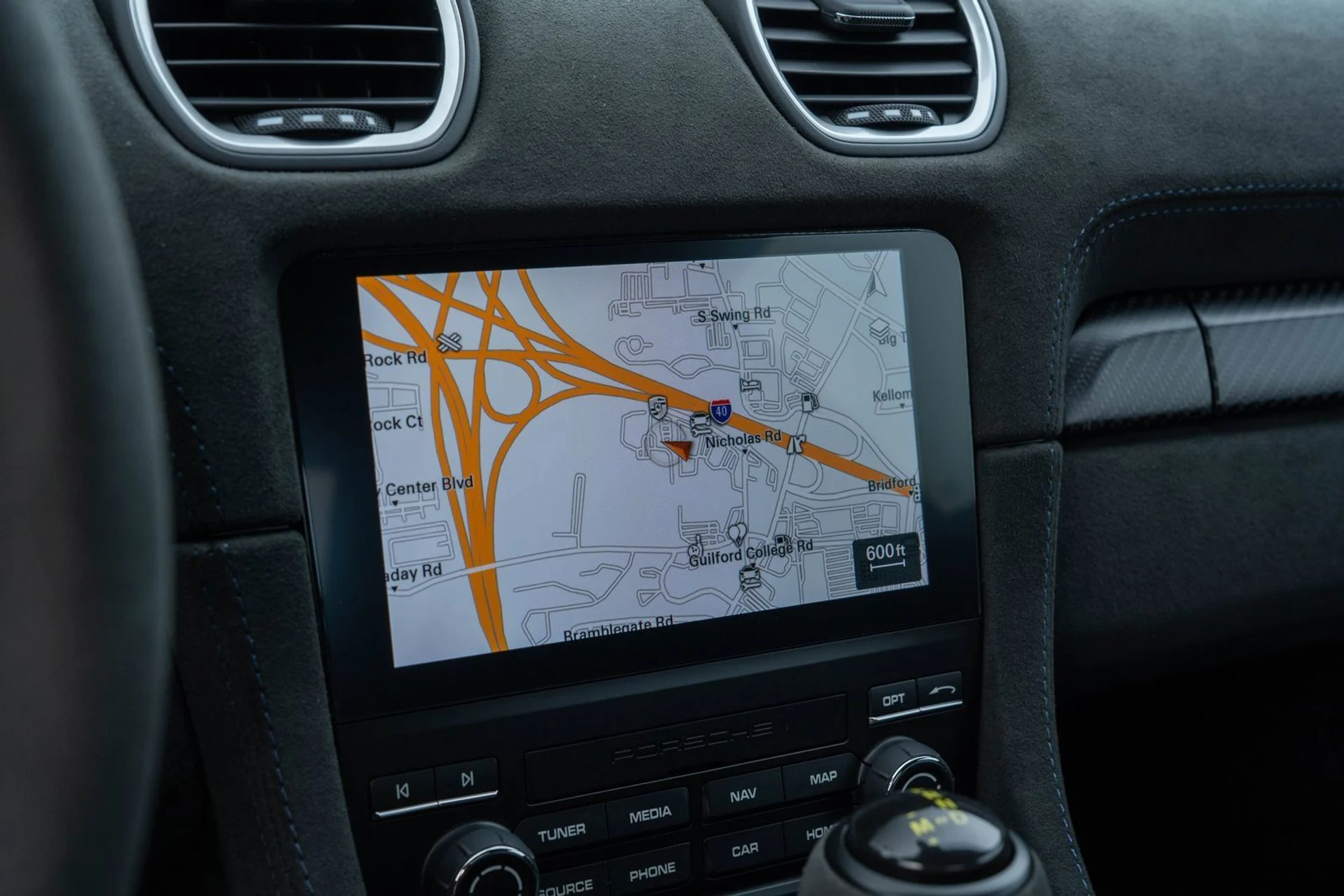 mph027_71372257_0f114ca9a75fbbe49db22dff76c23c68_2638699a52