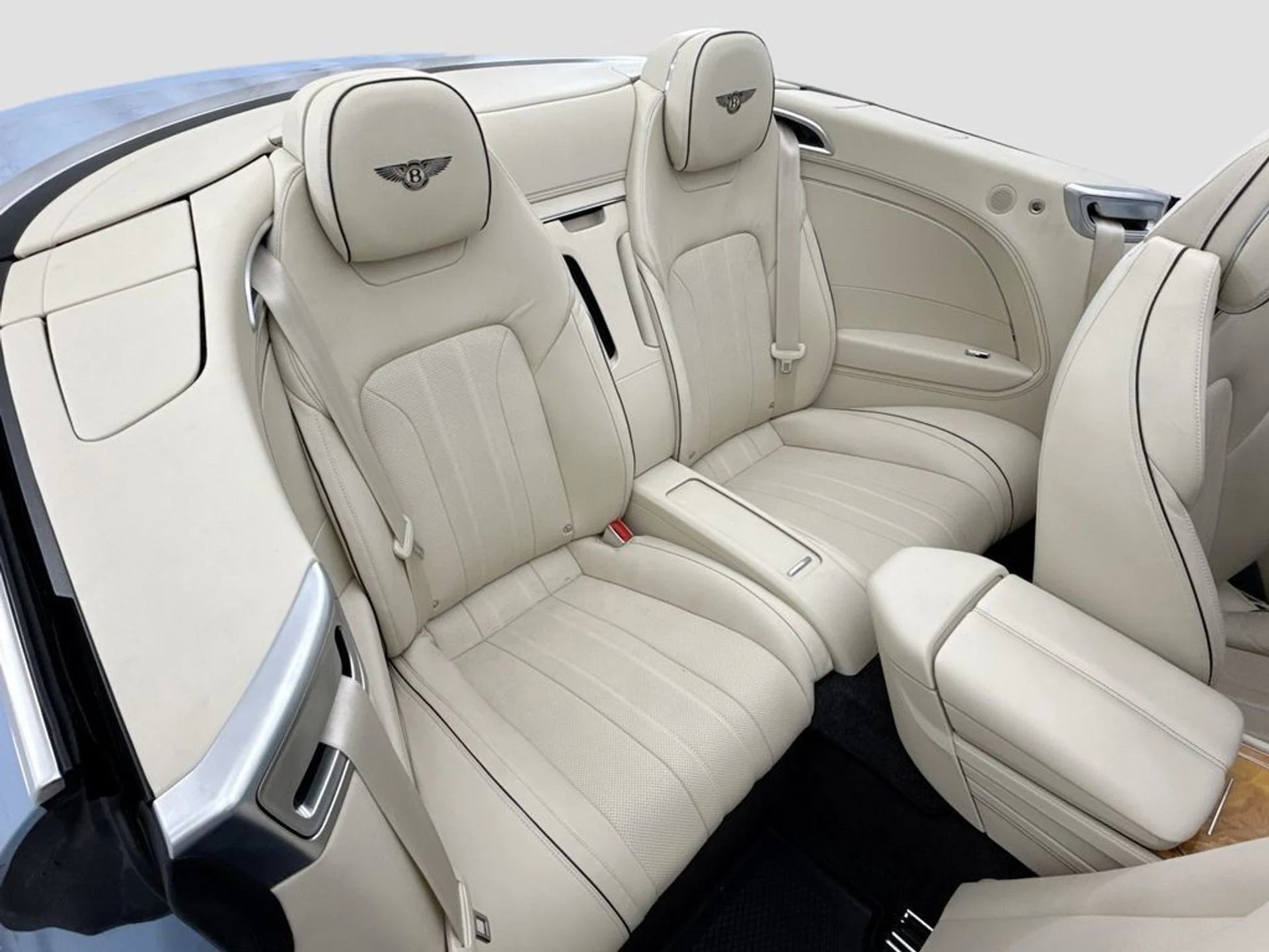 mph027_715558077_used_2020_bentley_continental_v8_8119_23003004_28_1024_1f9887760a