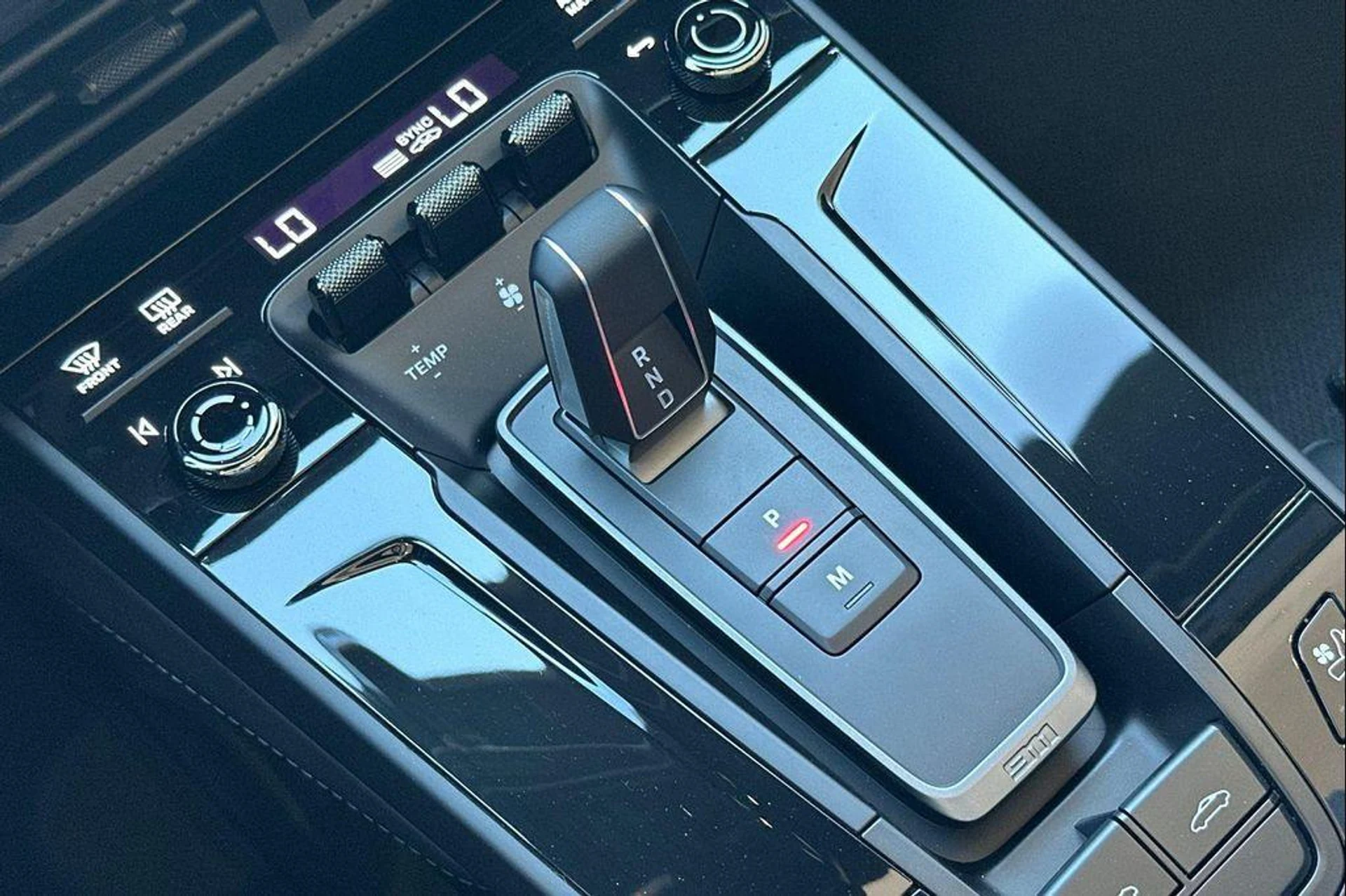 mph027_729488362_5_B5o_PONI_3_l_E_Ay_P_Oho0ql_M_Gr_Q4_86d358dfeb