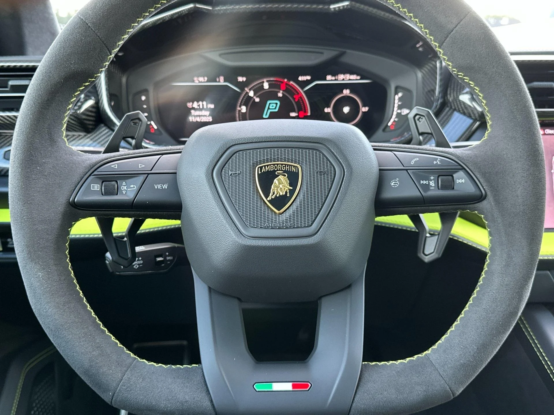mph027_734418291_New_2025_Lamborghini_Urus_SE_1762355309_f7fdfce8f7