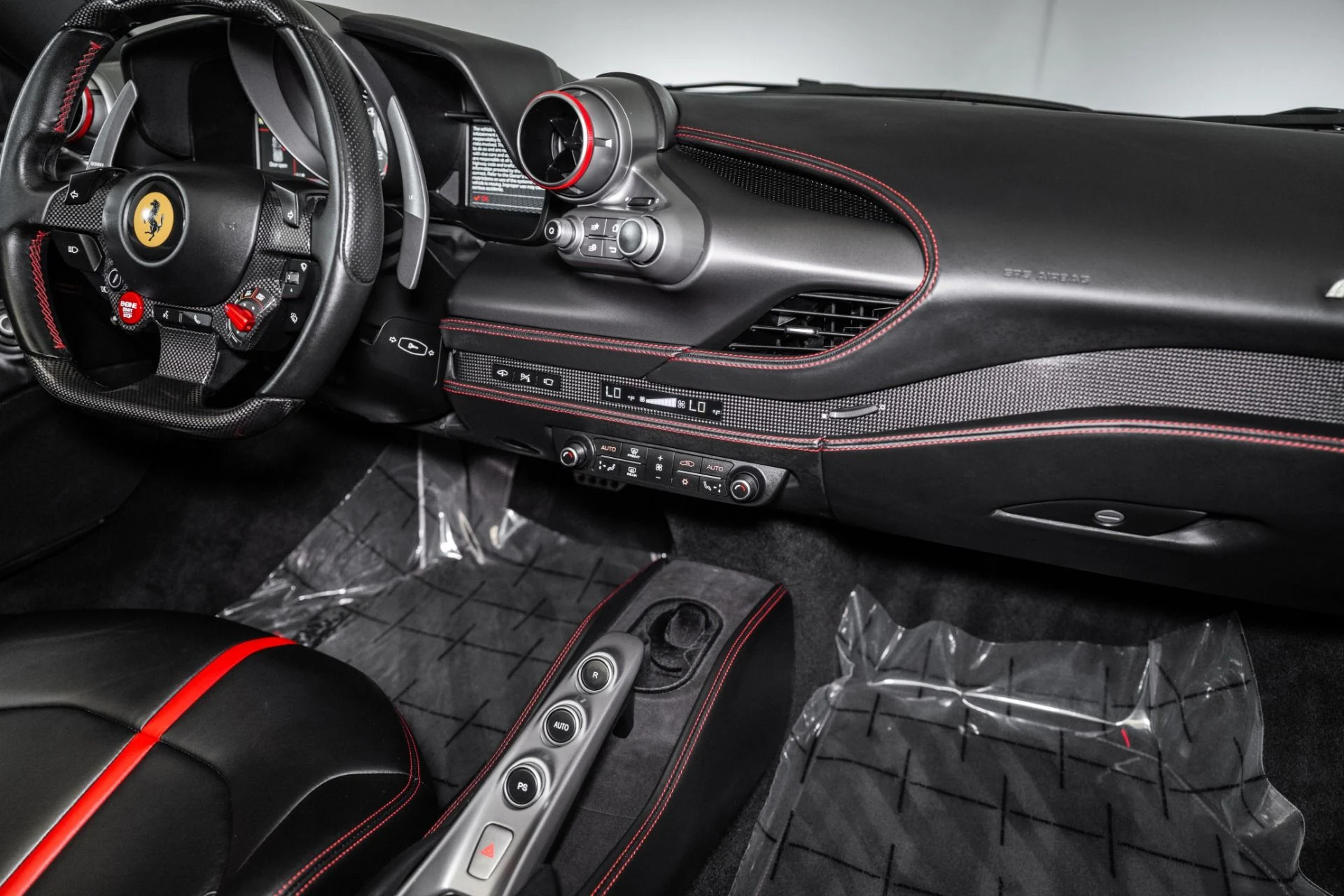 mph027_734844273_Used_2021_Ferrari_F8_Spider_1750777629_a92d9883fb