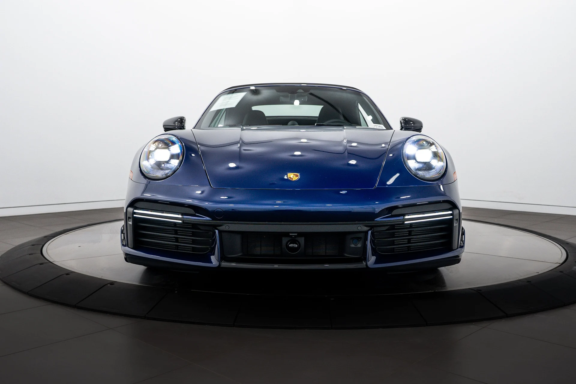 mph027_735733053_d60c8c27c8584a8e090ccadaecd07587_b7c632d5ff