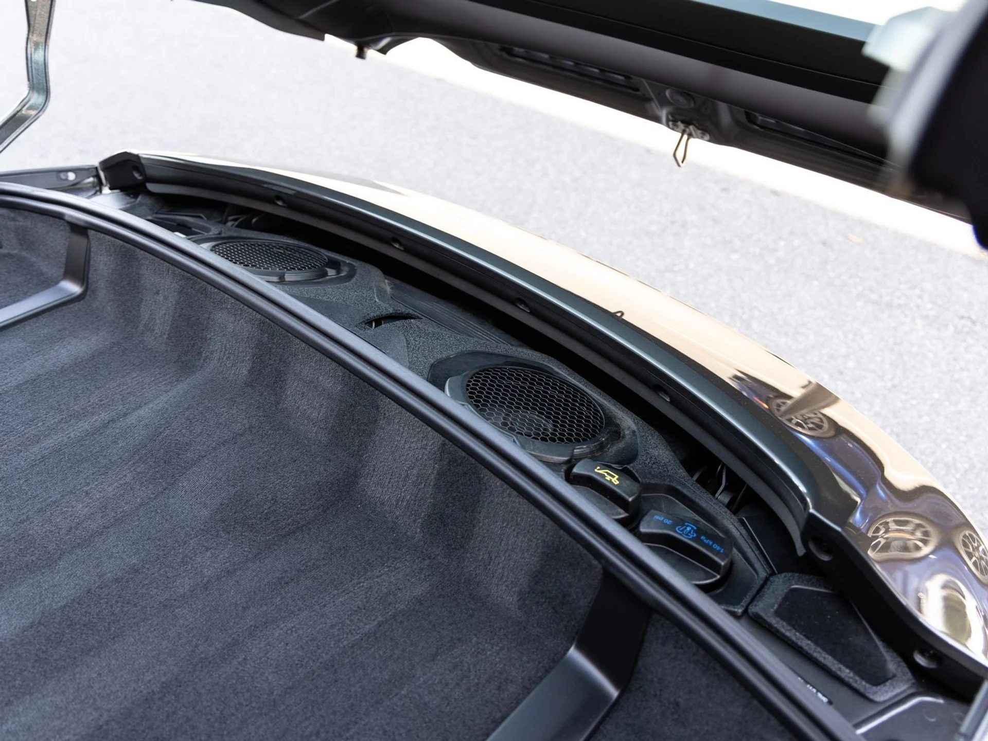 mph027_749381204_28_832deef9b4