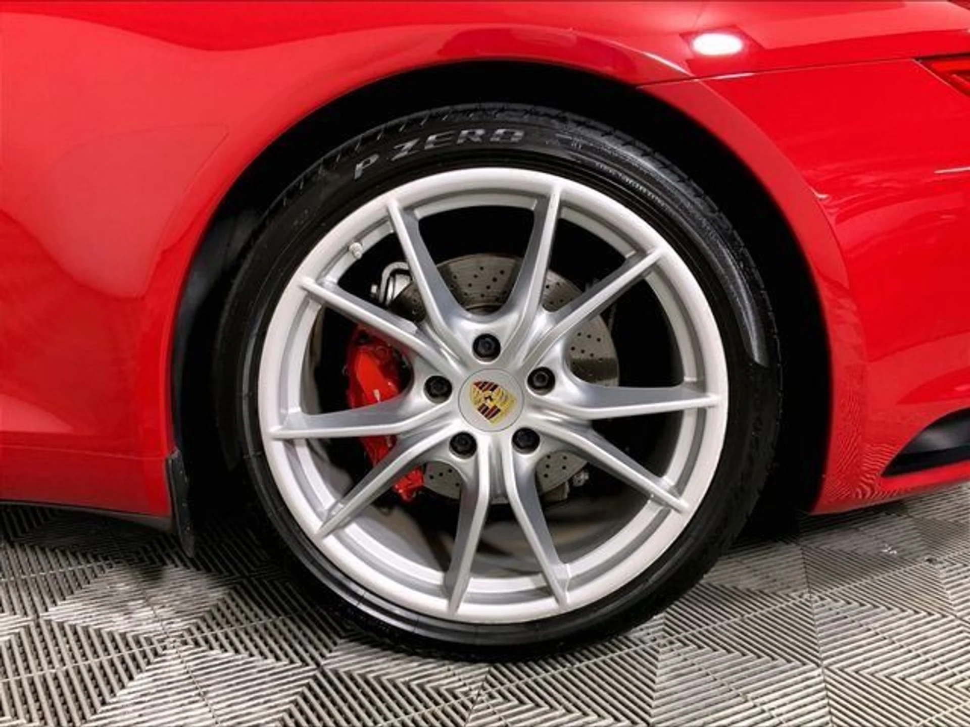 mph027_75341704_02a18e136176576521889d9d76343175_e4cf987c15