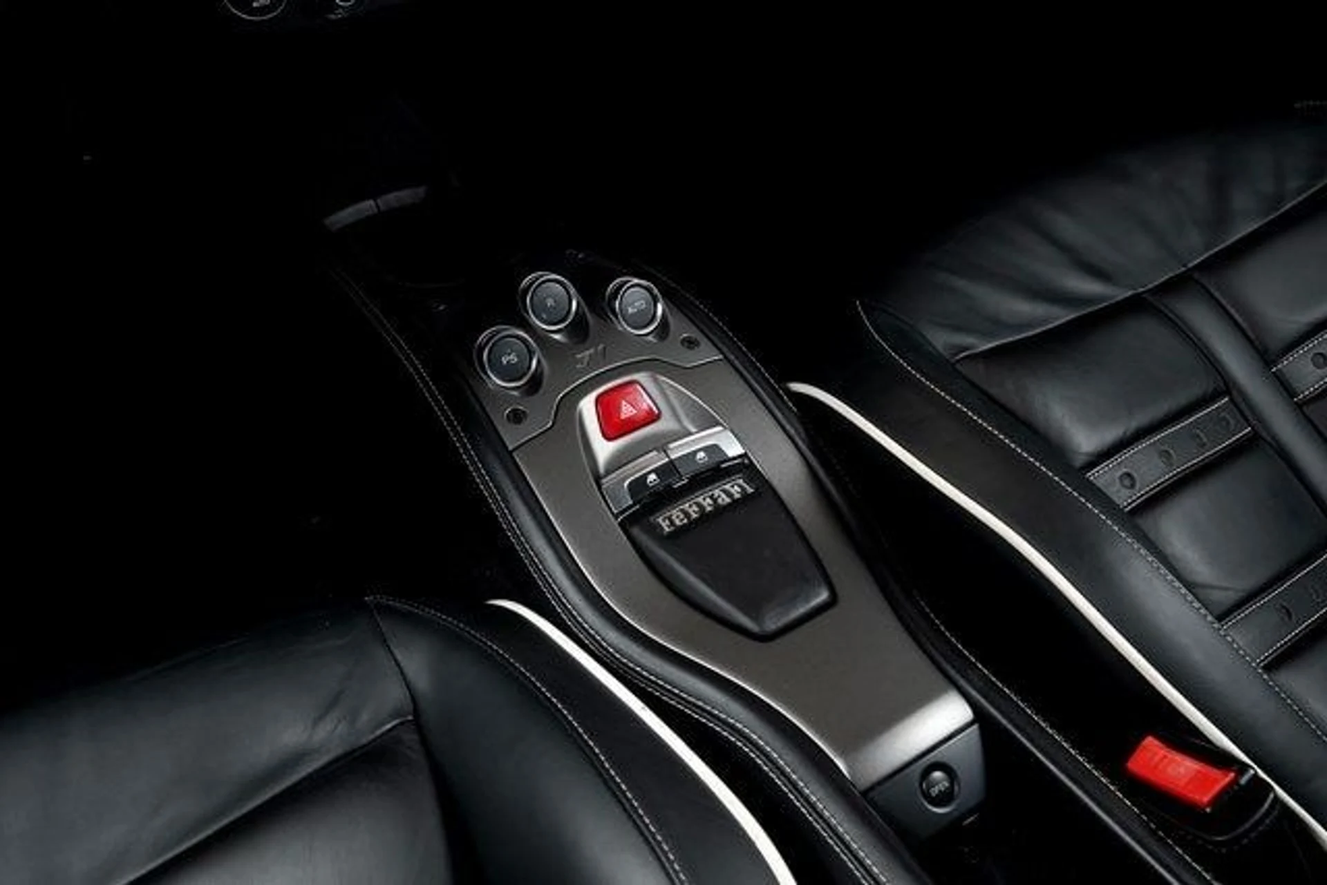 mph027_753502652_4b9cc4582a1959ffc22bc926eb3b9f53x_fb7cf15595